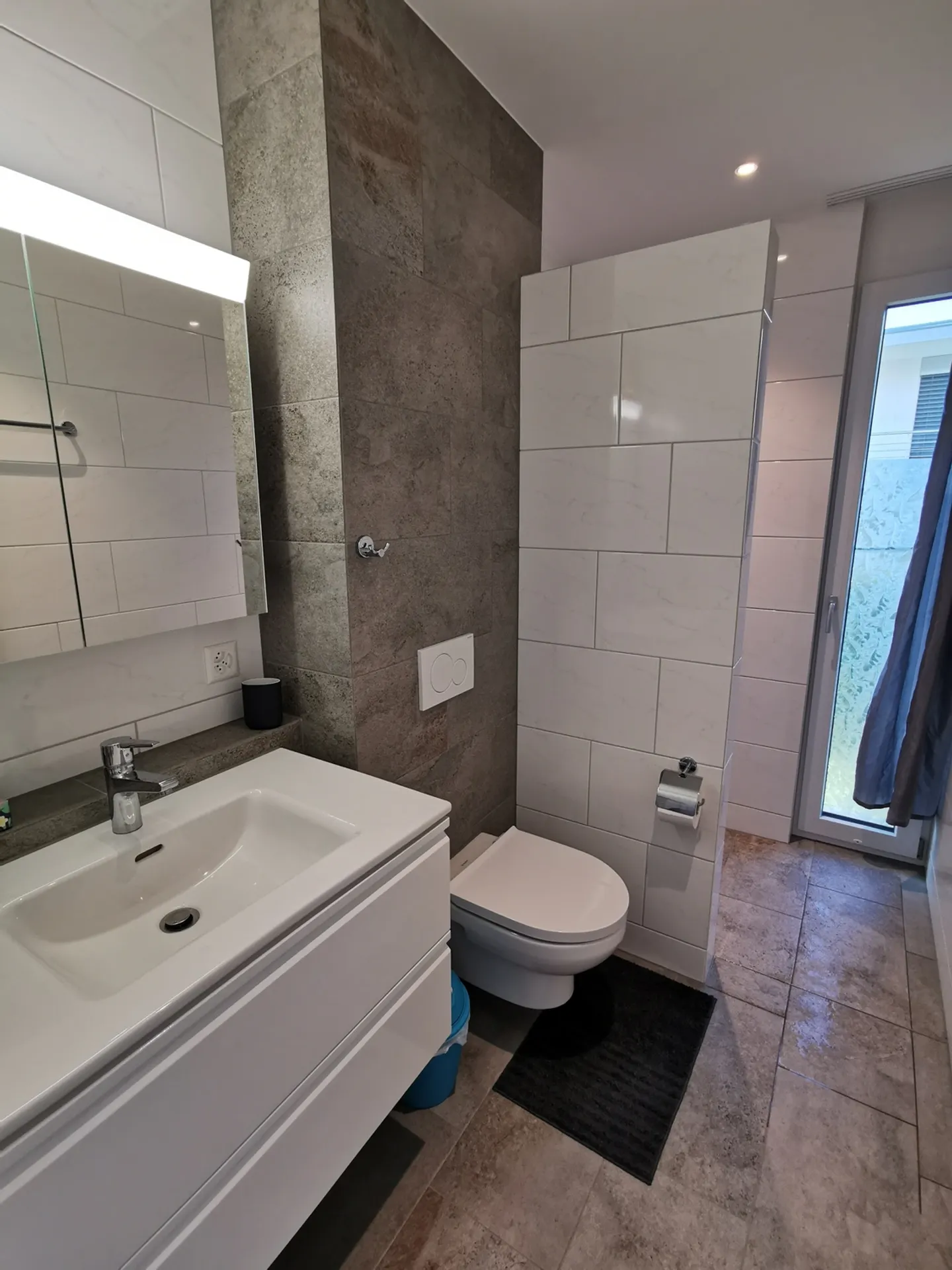 APPARTEMENT 2½ PIÈCES À ERMATINGEN (TG), MEUBLÉ, TEMPORAIRE - Photo 5 sur 6