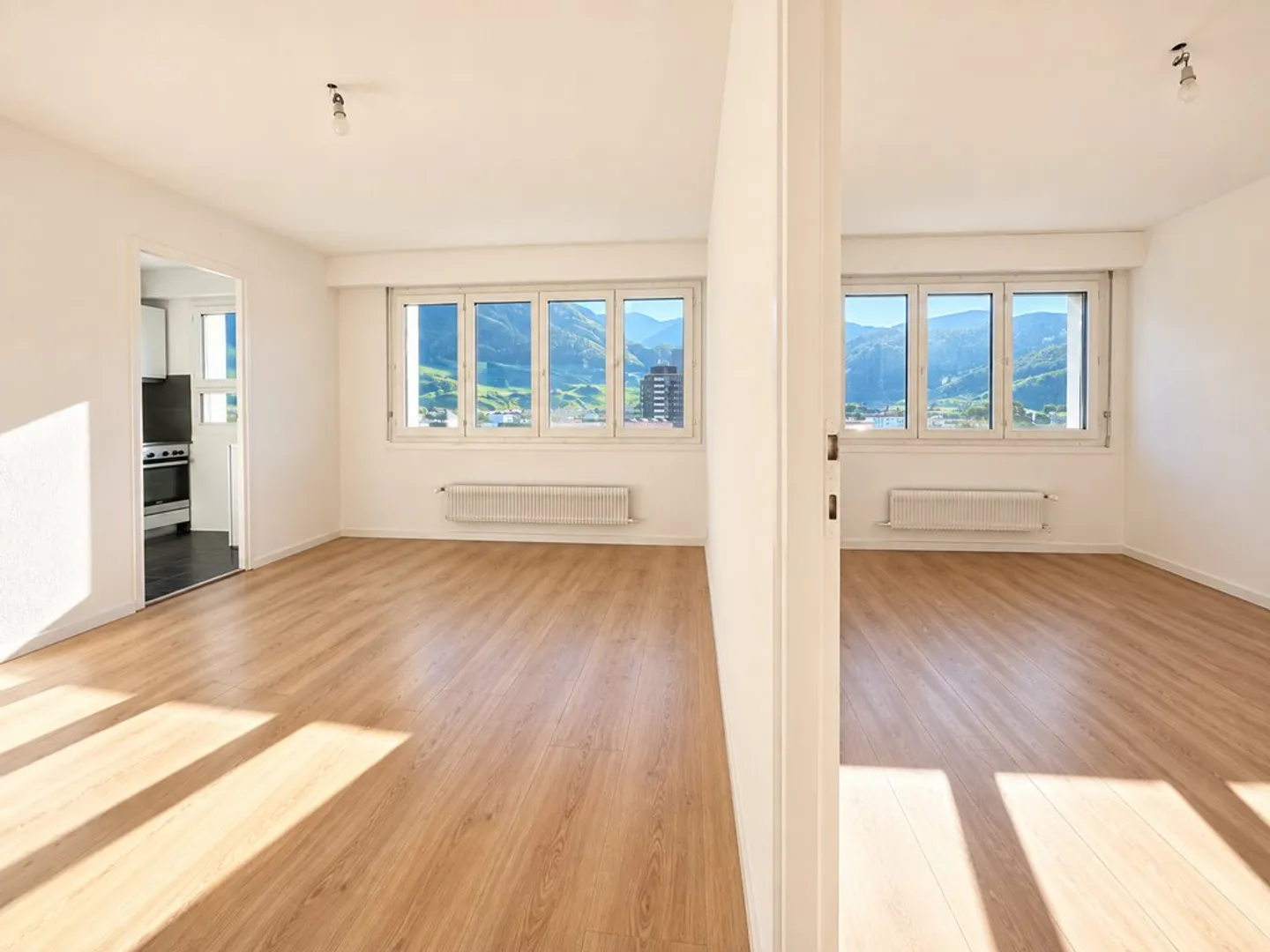 Renovated 2-Room Apartment - Photo 5 of 10