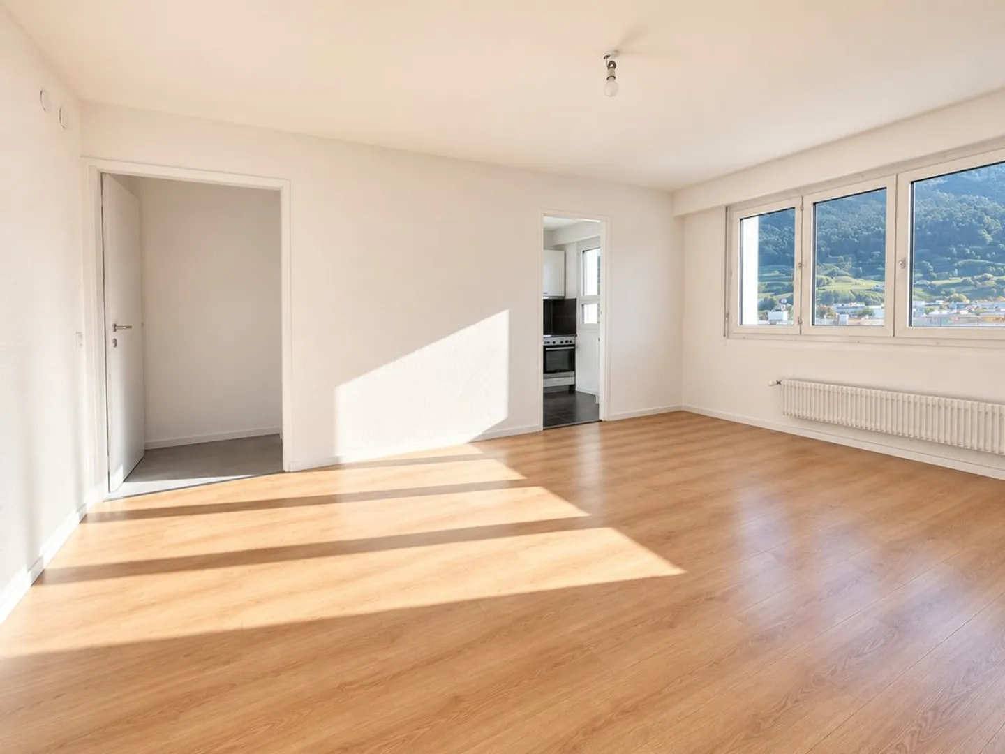 Renovated 2-Room Apartment - Photo 6 of 10