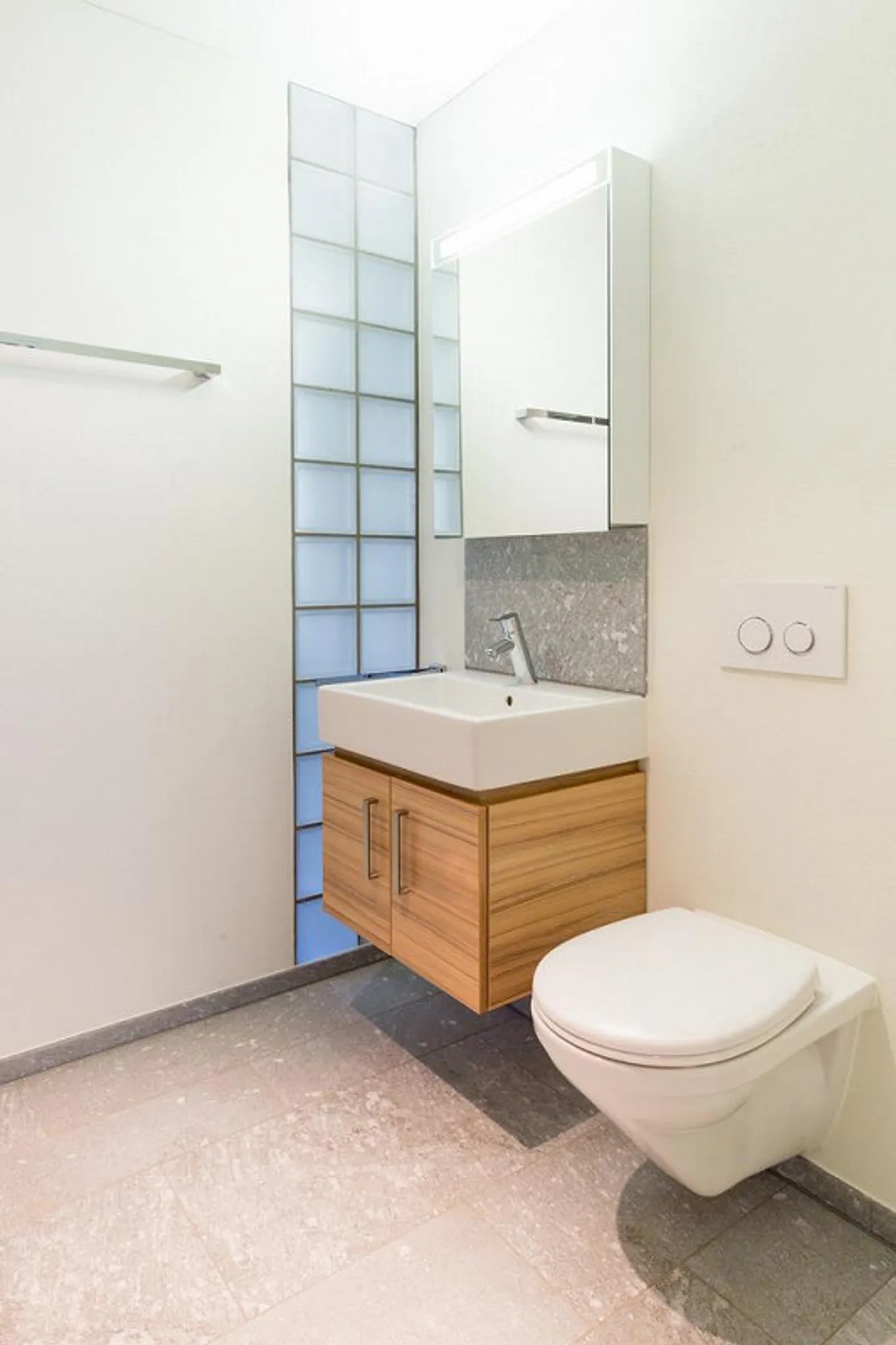 High-quality apartment in a sunny and quiet location - Photo 8 of 10