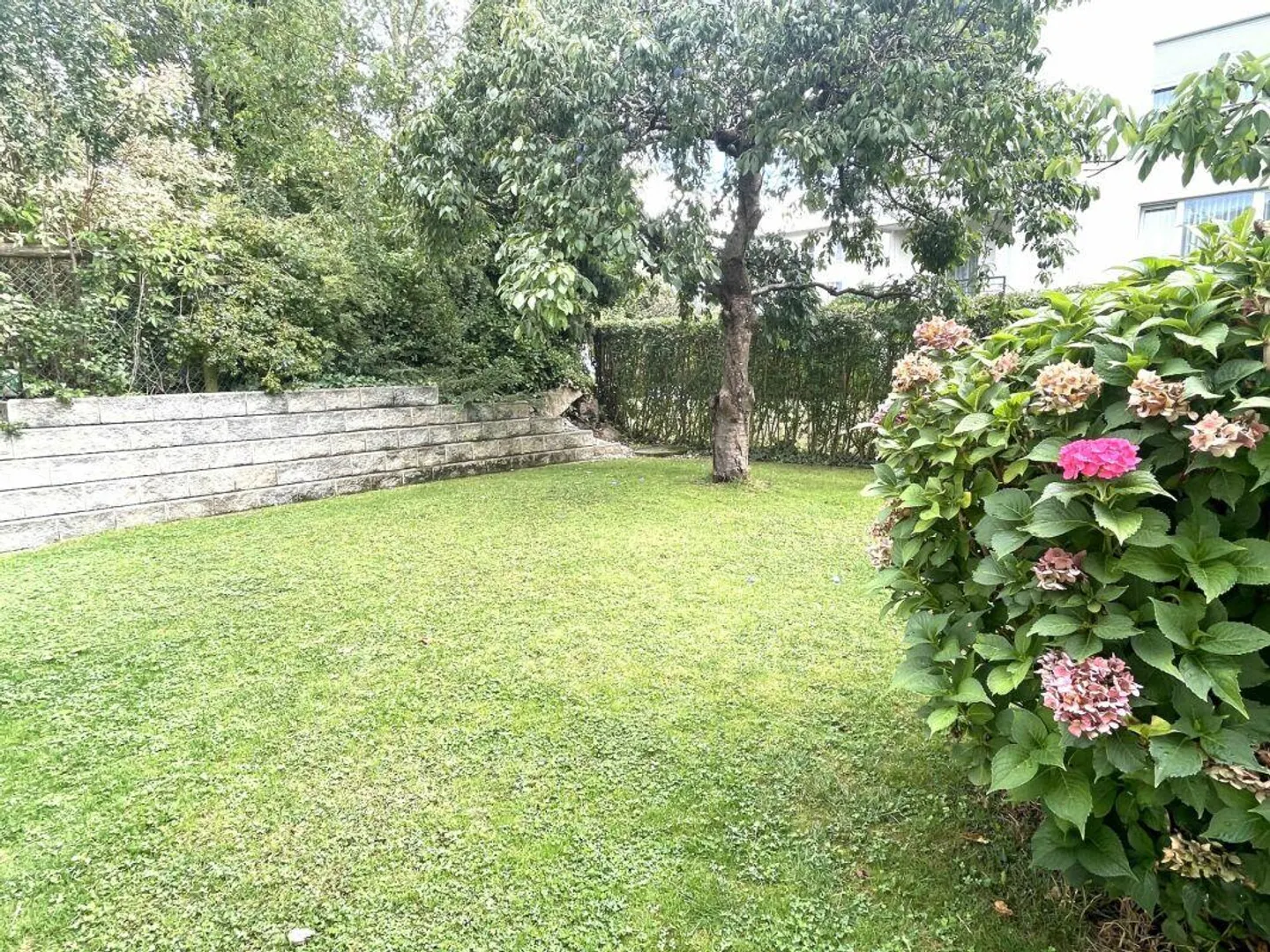 Geräumiges Einfamilienhaus mit Garten - Foto 17 von 17