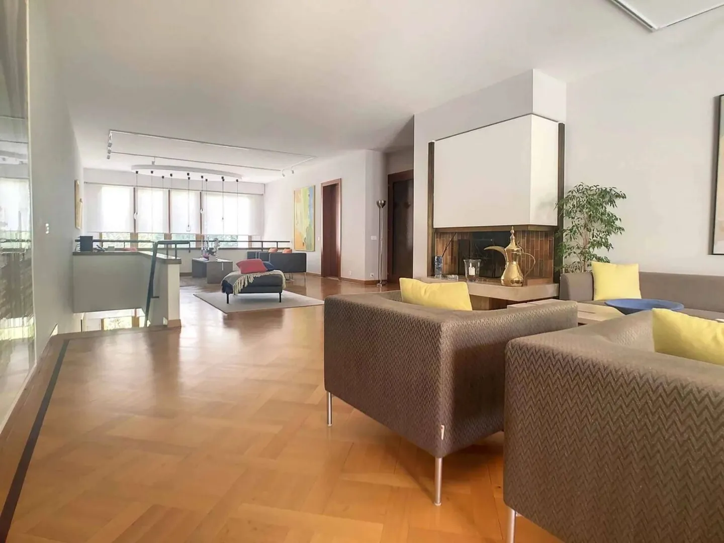 LE GRAND-SACONNEX | MAGNIFIQUE TOWNHOUSE 11 PIÈCES - Photo 3 sur 12