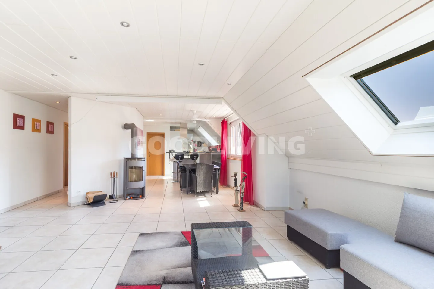 Maisonette with Gallery and Light - Photo 1 of 7