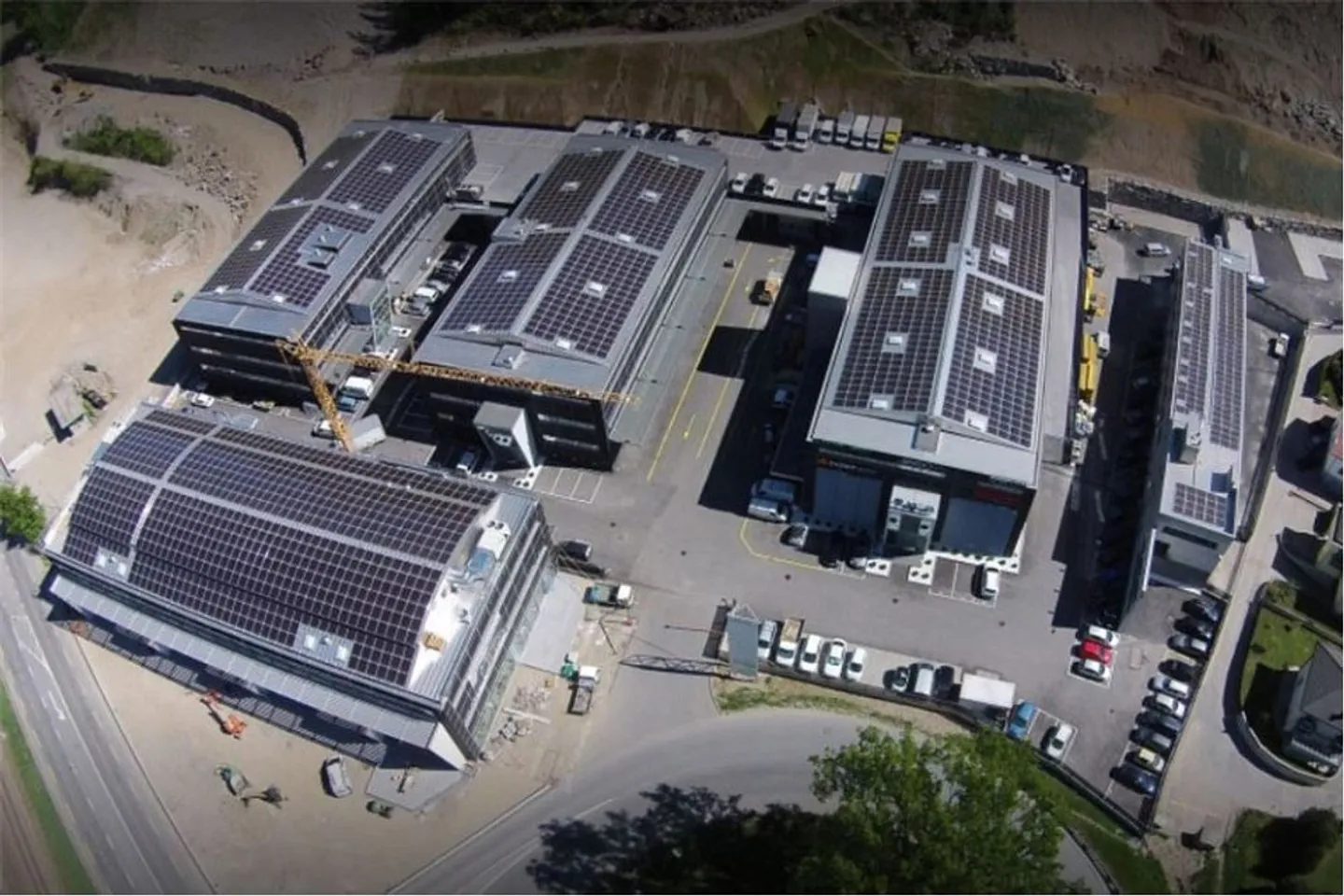 Große Gewerbeflächen im CAST-CASTIONE Zentrum - Foto 3 von 13