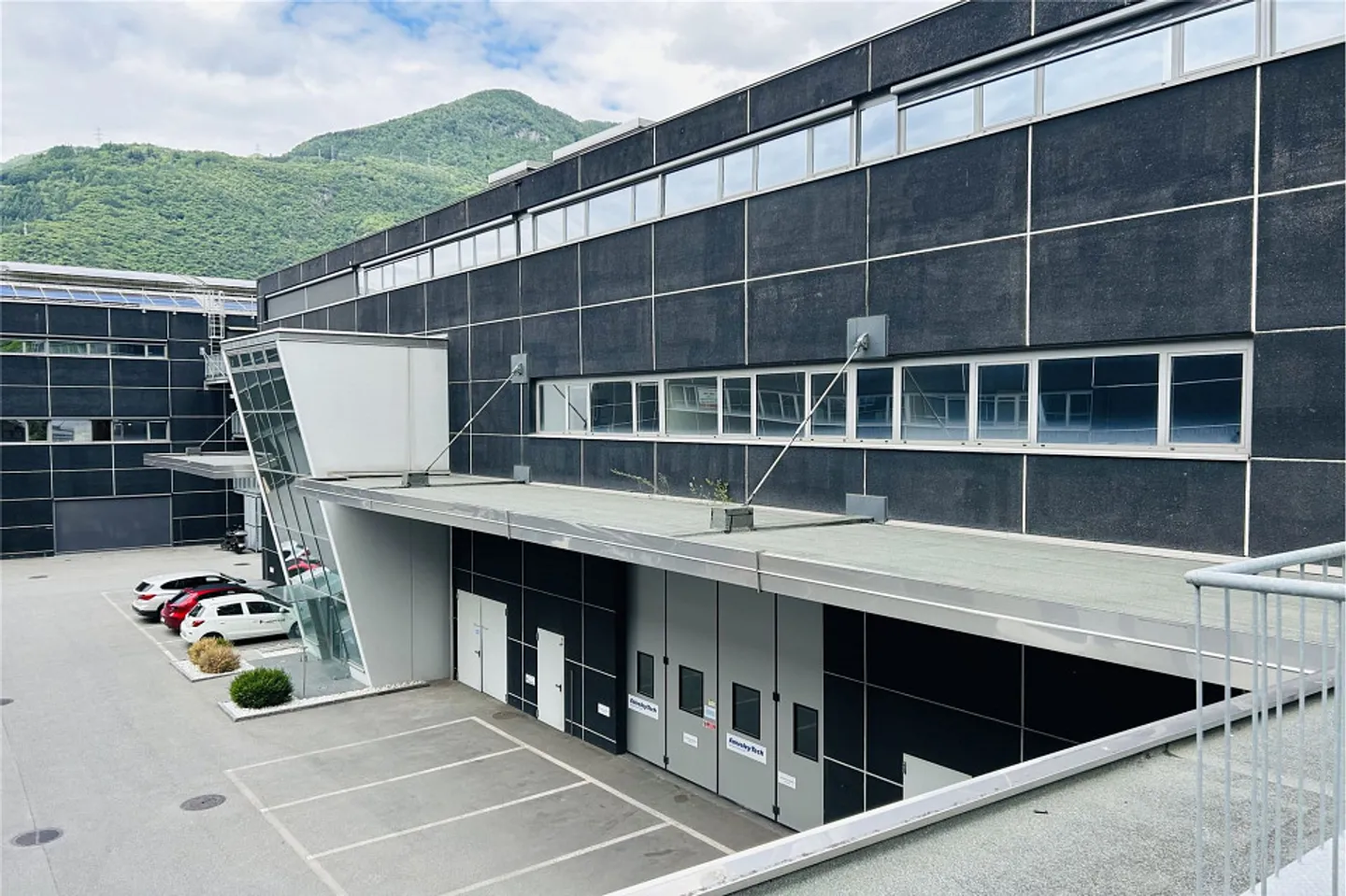 Große Gewerbeflächen im CAST-CASTIONE Zentrum - Foto 12 von 13