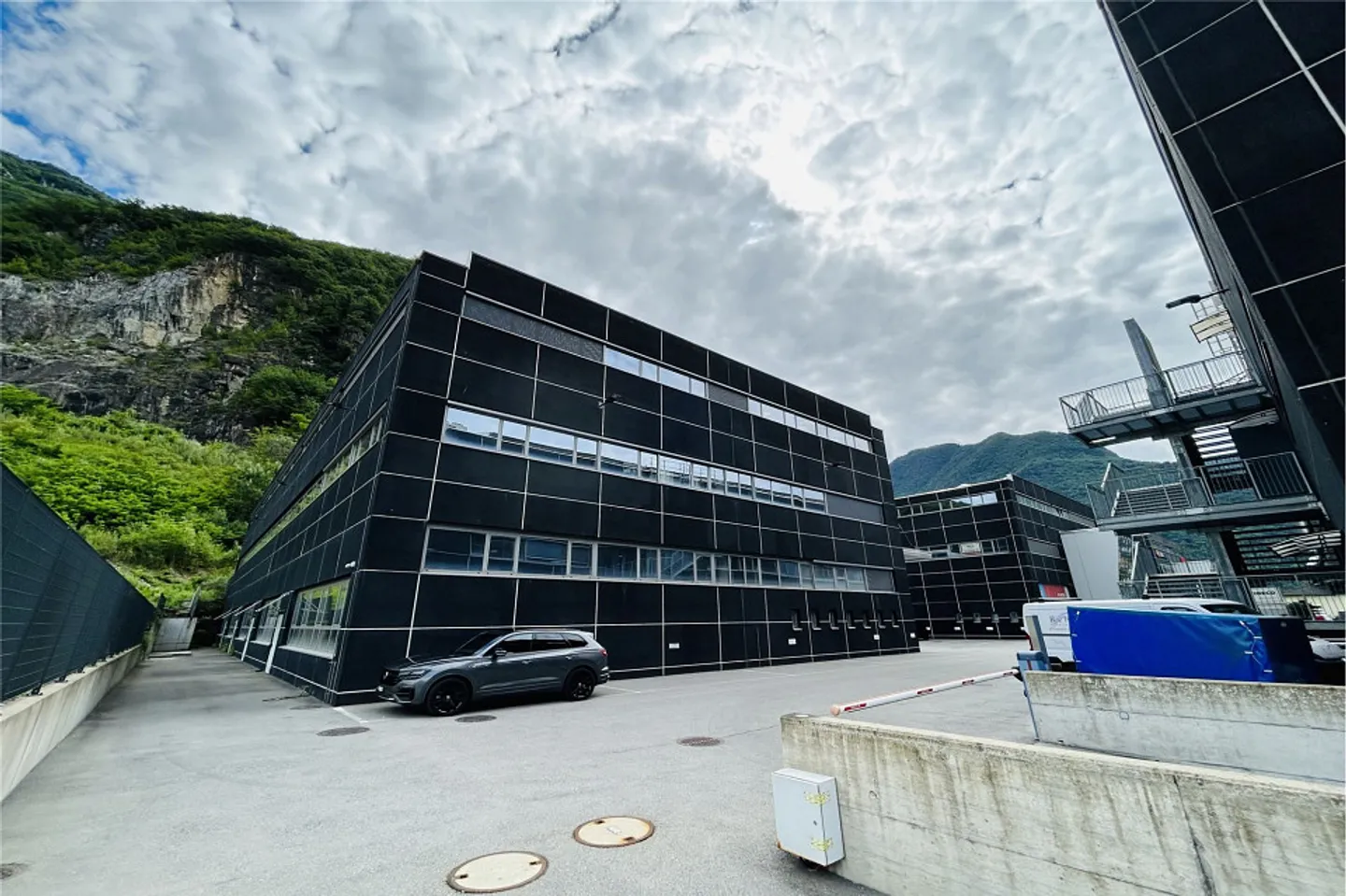 Große Gewerbeflächen im CAST-CASTIONE Zentrum - Foto 13 von 13