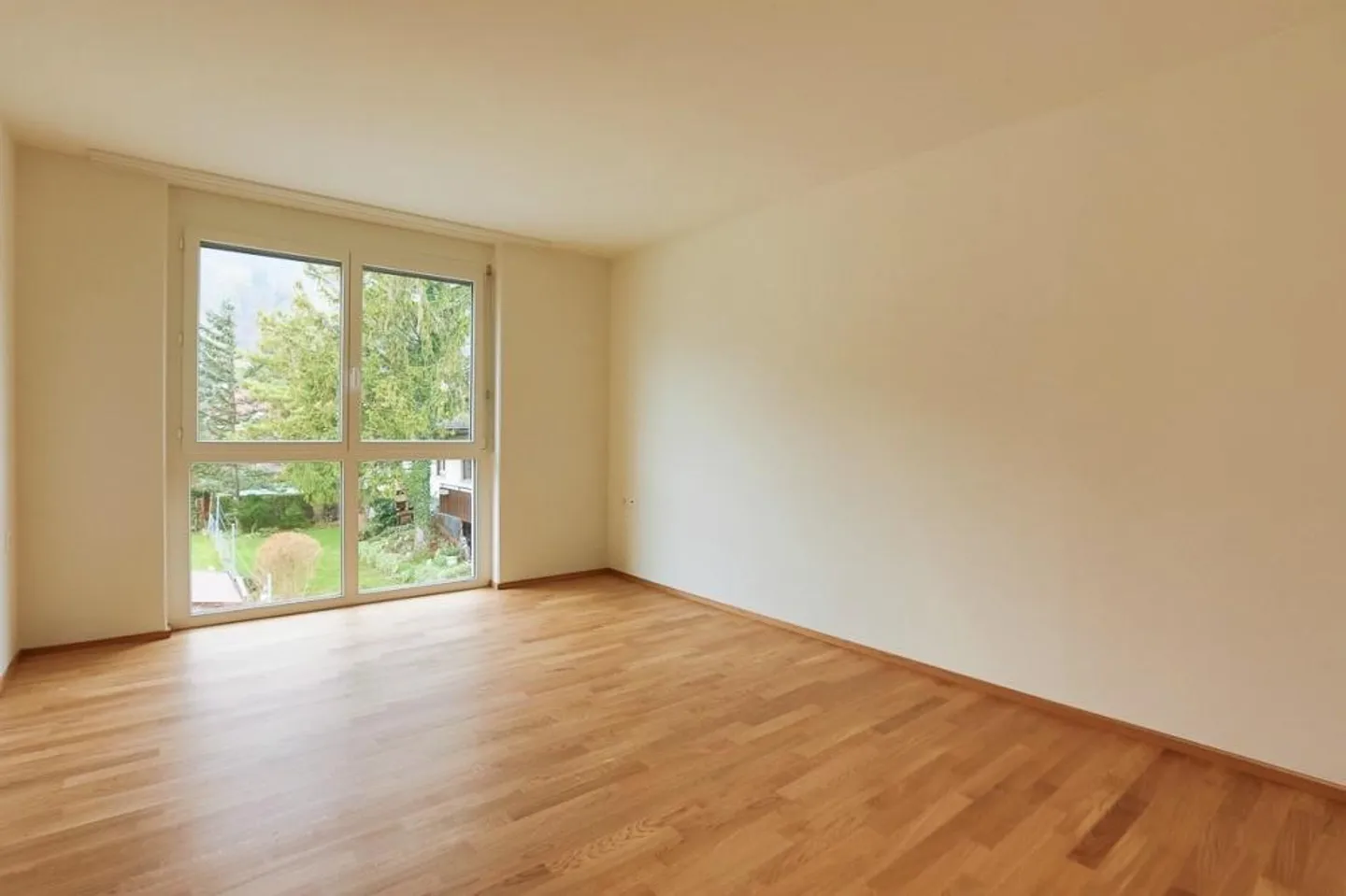 Spacious apartment for rent! - Photo 4 of 9