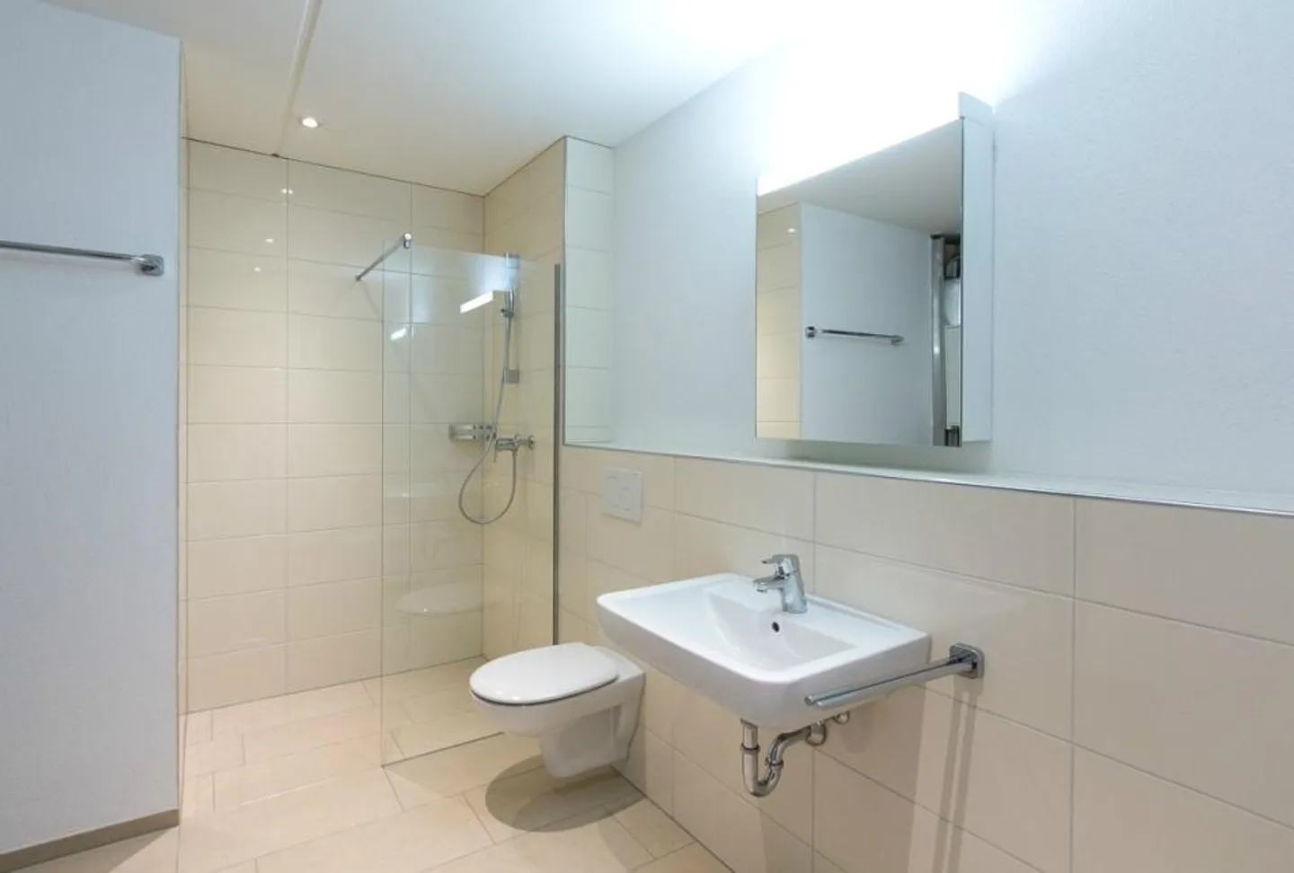 Spacious apartment for rent! - Photo 6 of 9
