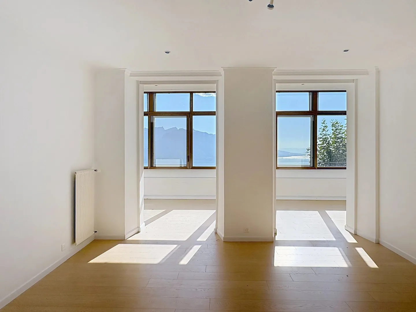Appartamento spazioso con vista lago - Foto 4 di 10