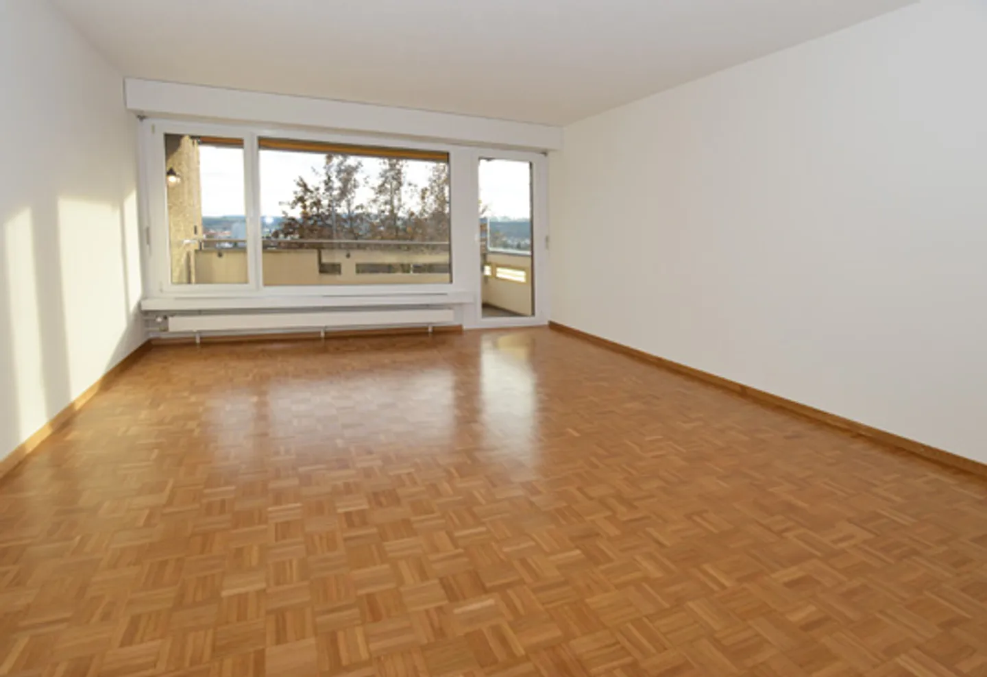 Modernes Apartment in Oberwinterthur - Foto 3 von 6