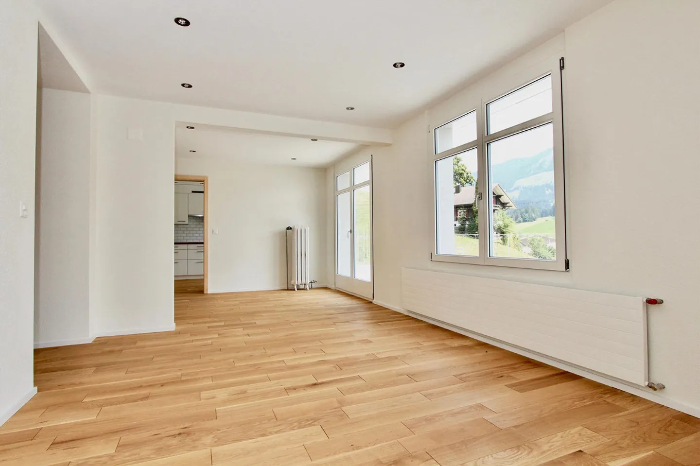 Appartamento con terrazza di 5,5 stanze - Foto 1 di 13