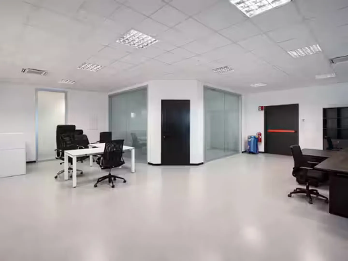 Moderne Büros zu vermieten - Foto 2 von 5