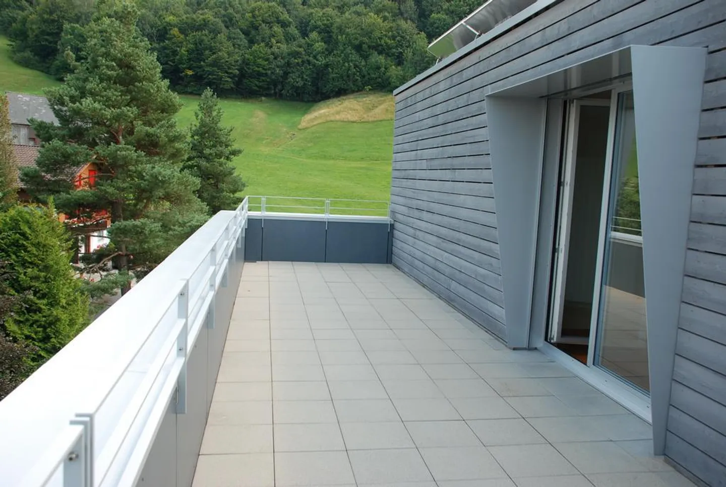 Exclusive penthouse apartment with two large terraces - Photo 7 of 8