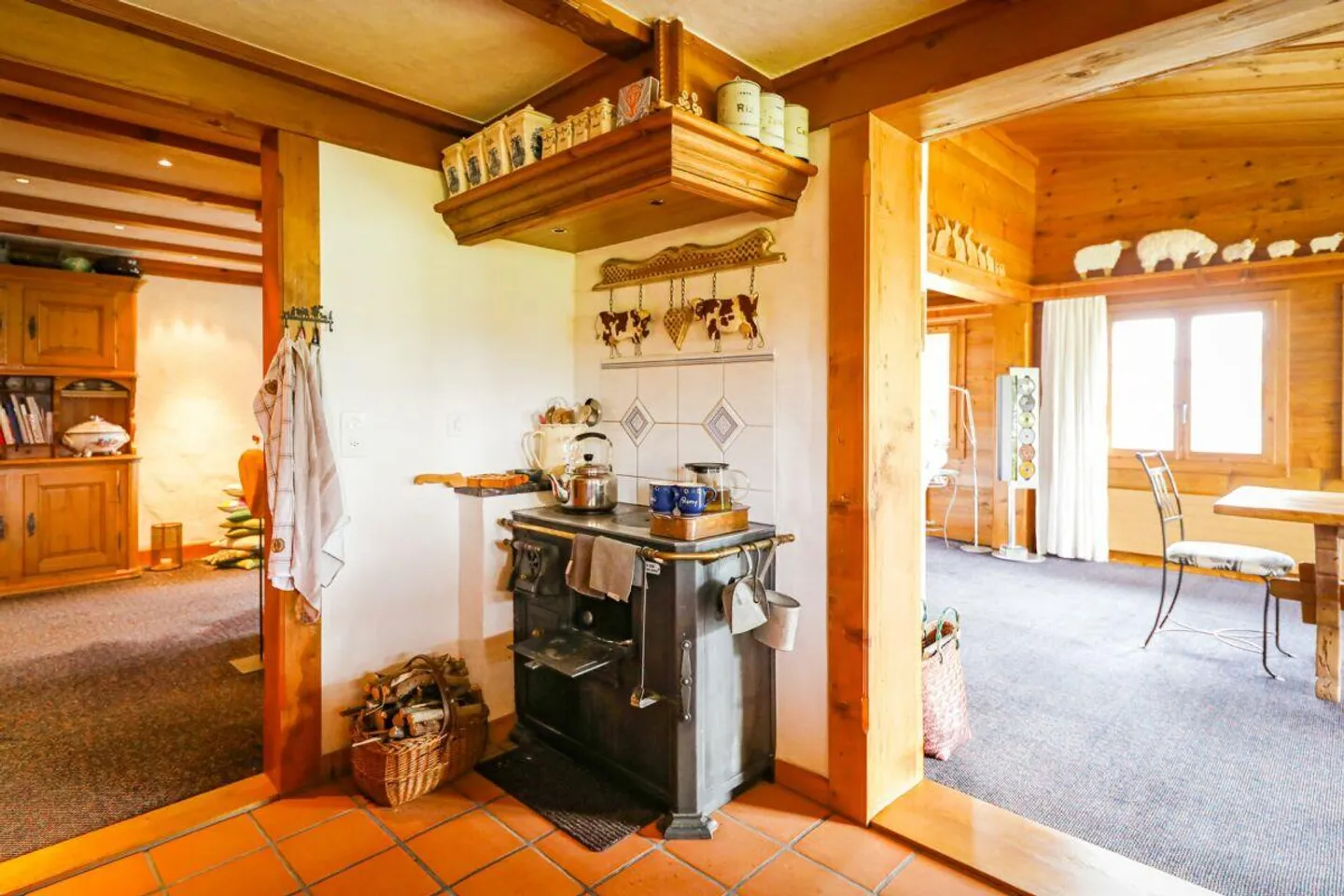 Gemütliches Chalet mit grosszügigem Umschwung und wunderschönem Ausblick - Foto 5 von 11