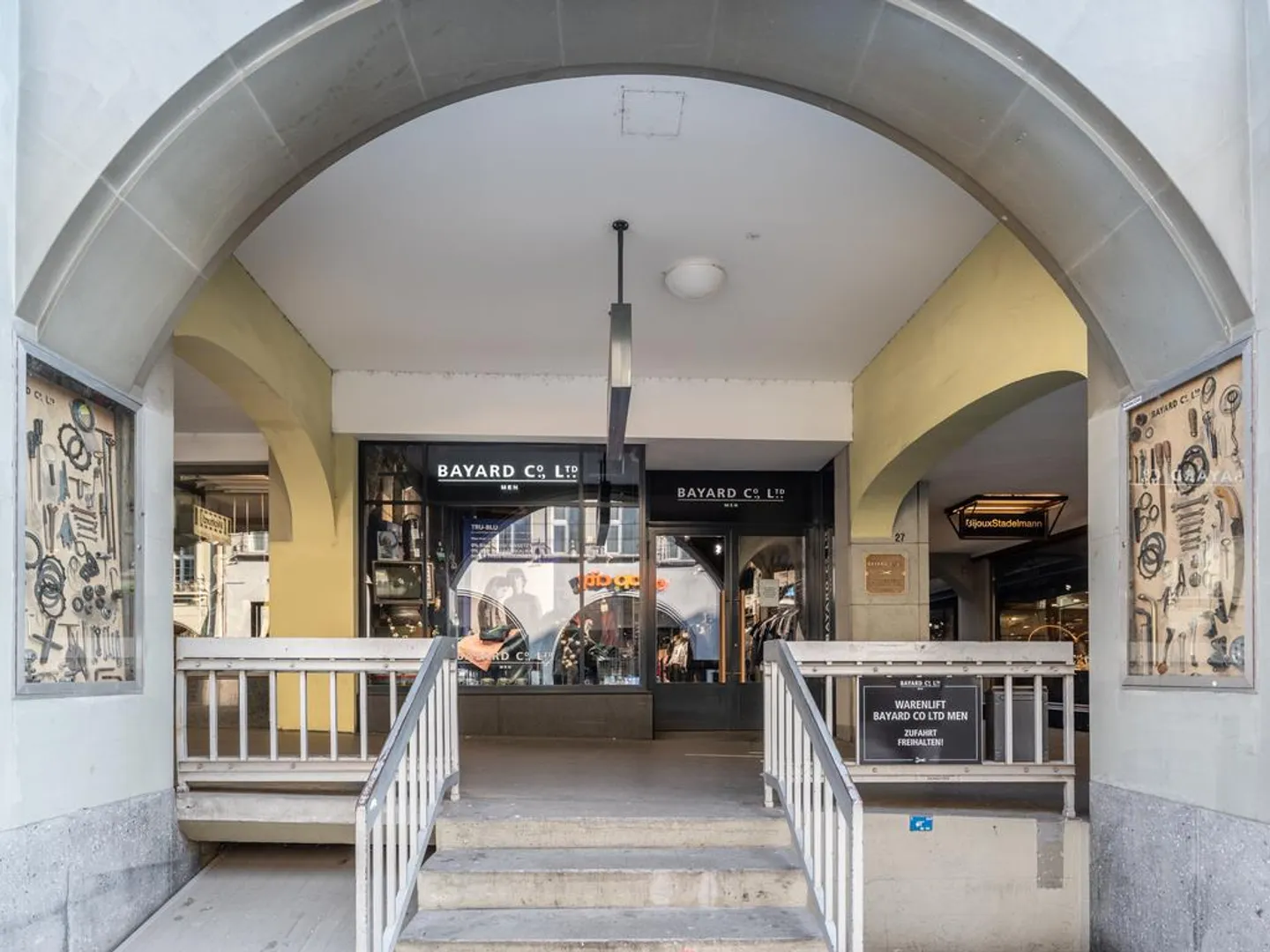 Prime Location in Bern: Attractive Commercial Space on Marktgasse - Photo 2 of 3