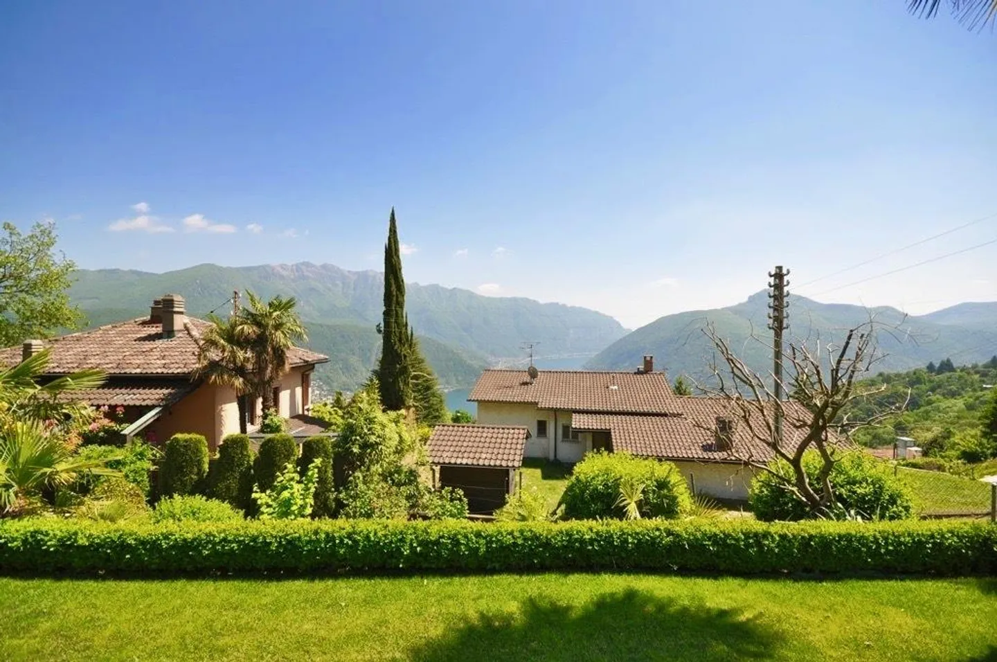 Villa Familiare Elegante a Carona - Foto 4 di 14