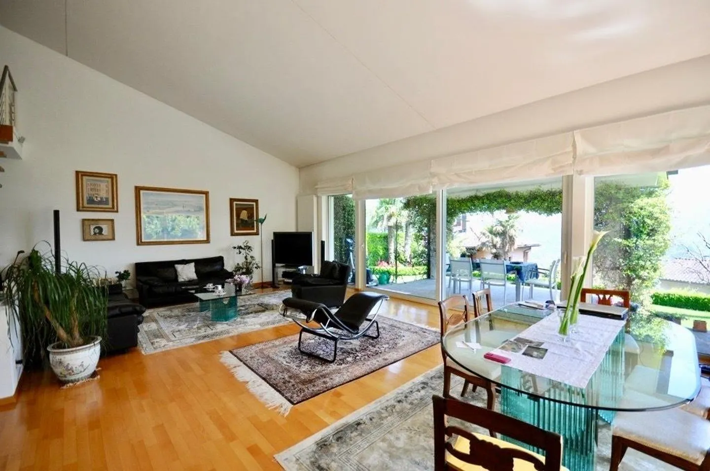 Villa Familiare Elegante a Carona - Foto 7 di 14