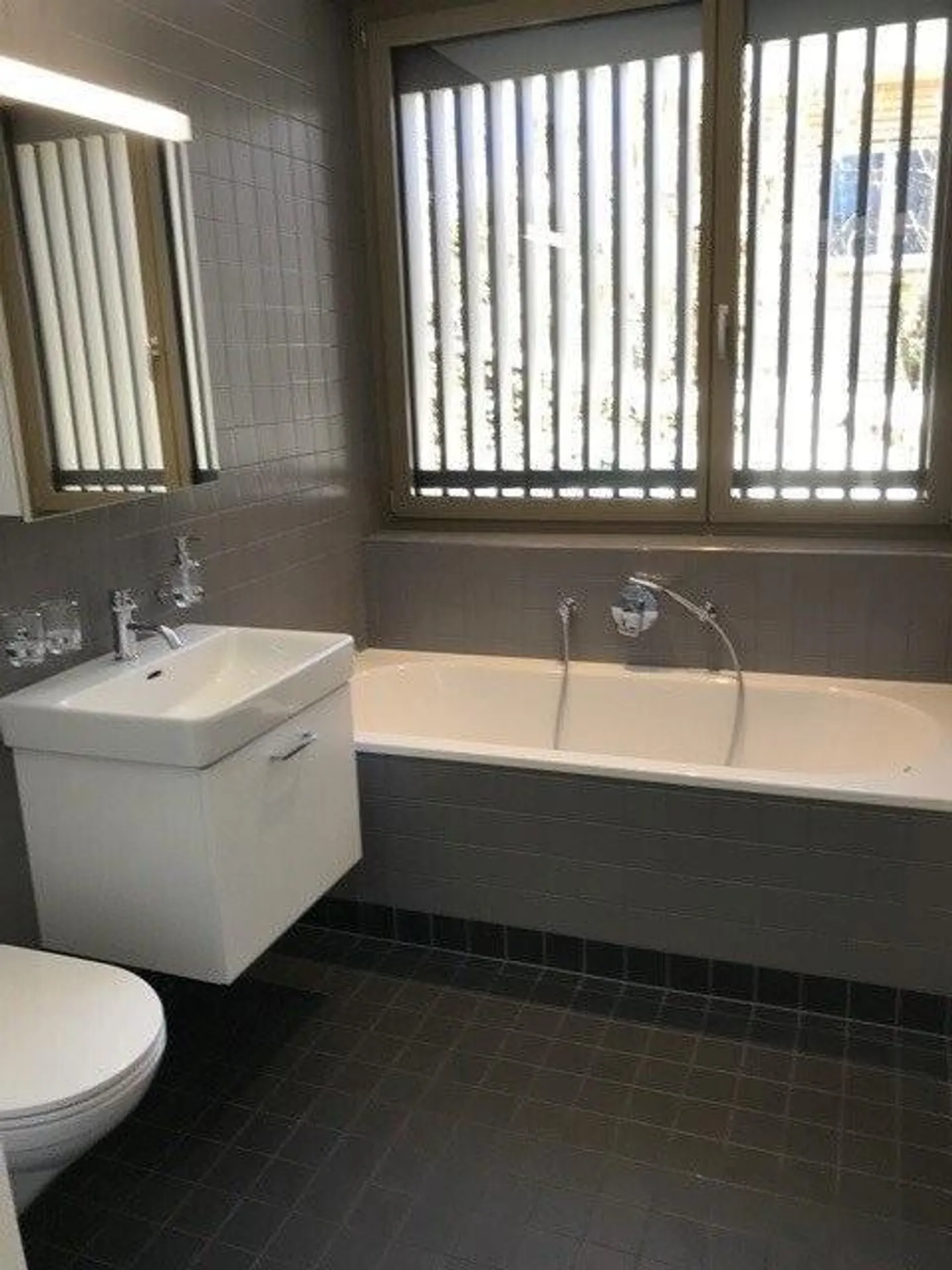 Hai voglia dei comfort di un appartamento attraente nel verde? - Foto 4 di 7