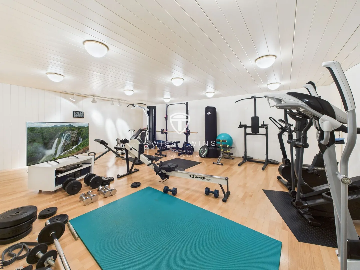 Attractive 3.5-room apartment with balcony and wellness area - Photo 16 of 21