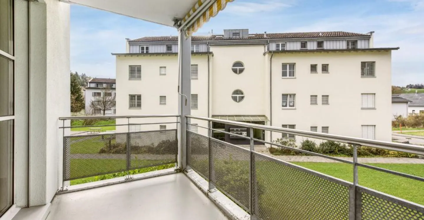 grosszügige und helle Wohnung - Foto 1 von 6