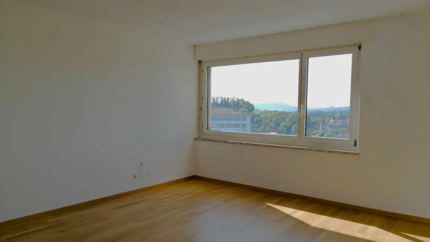 Apartment in the Center - Photo 4 of 9