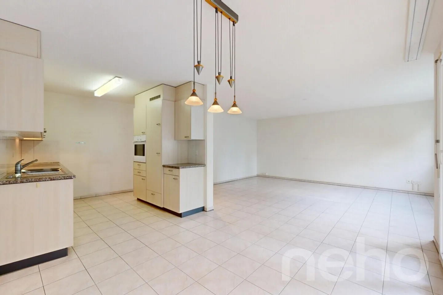 Geräumige Wohnung mit Balkon - Foto 1 von 12