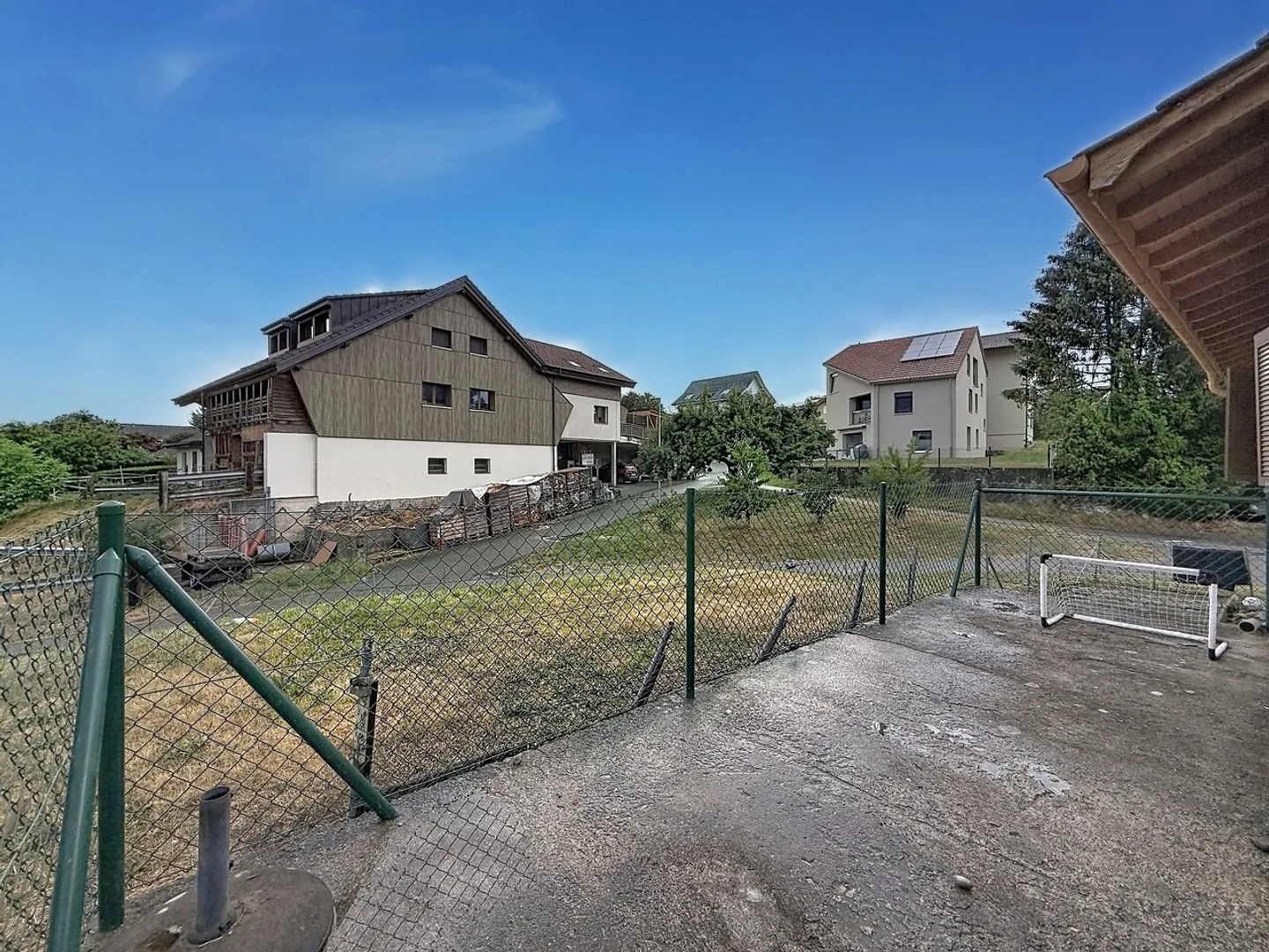 Opportunité de rénovation à Lentigny - Photo 9 sur 15