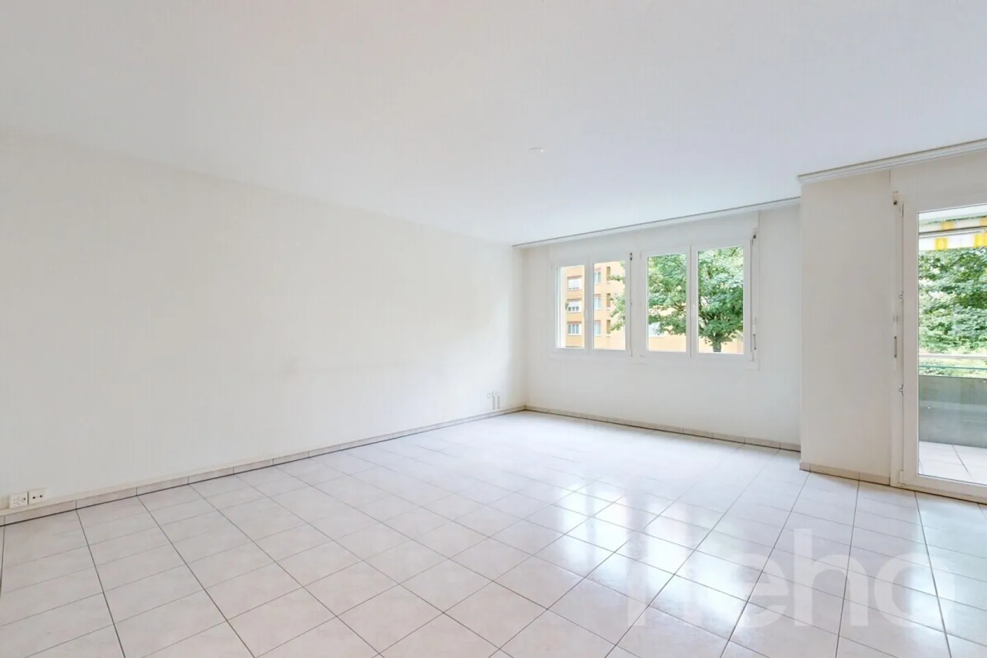 Geräumige Wohnung mit Balkon - Foto 5 von 12