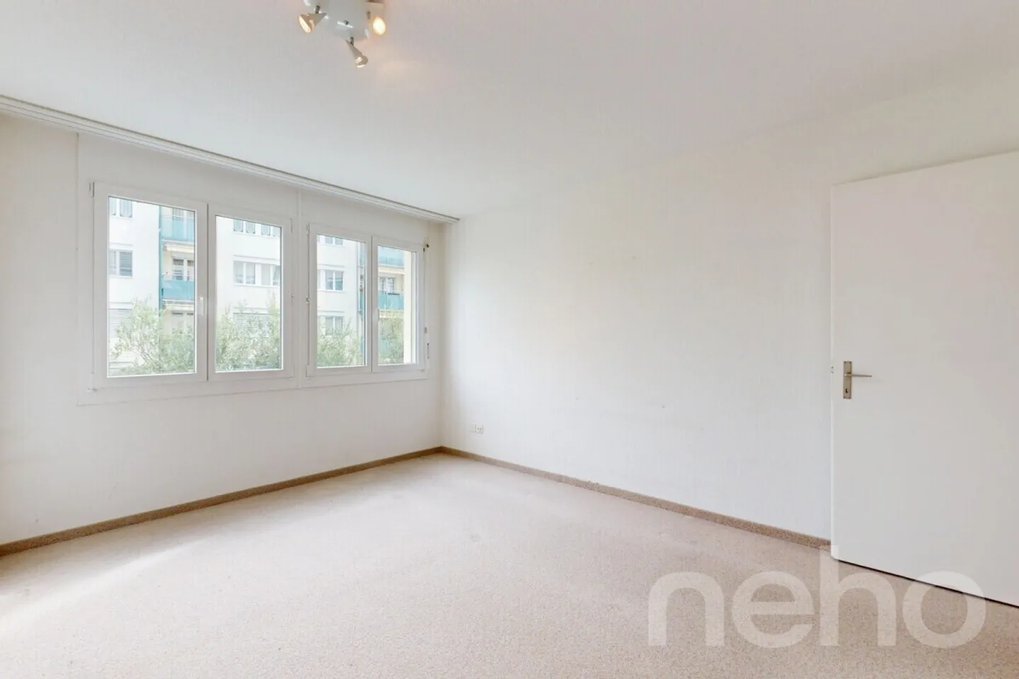 Geräumige Wohnung mit Balkon - Foto 9 von 12