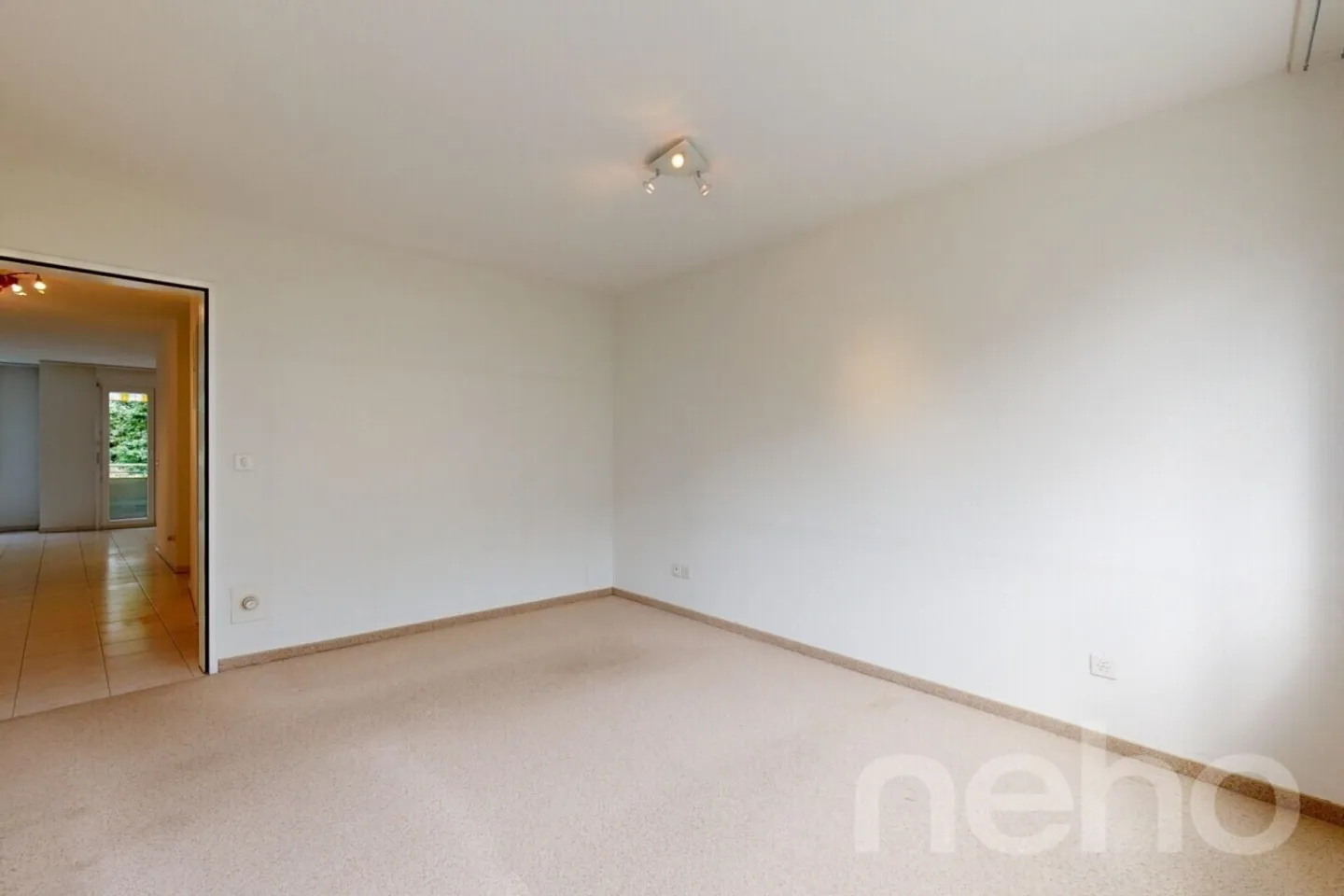 Geräumige Wohnung mit Balkon - Foto 10 von 12