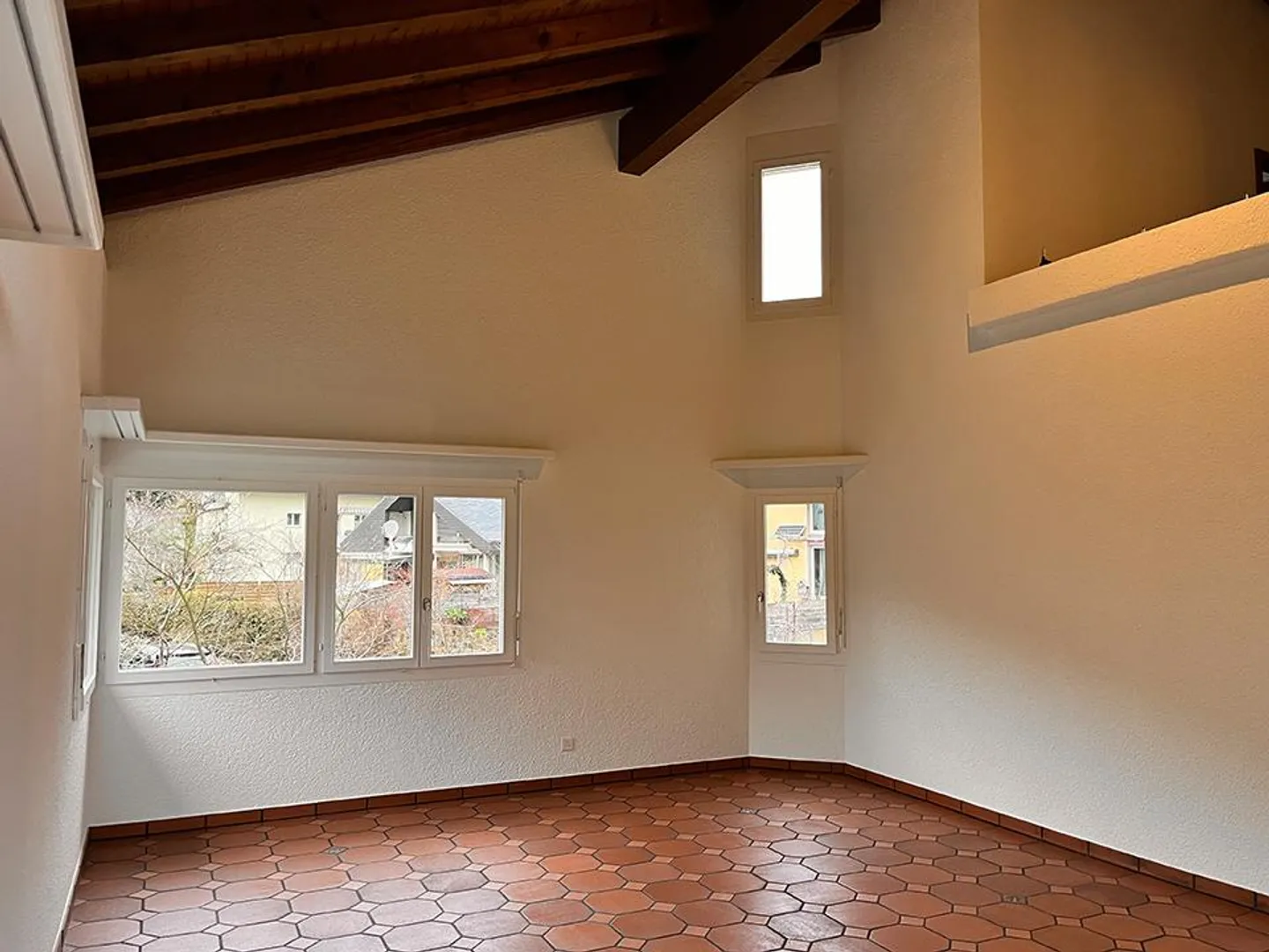 Maison individuelle spacieuse avec jardin et double garage dans un endroit calme - Photo 19 sur 30