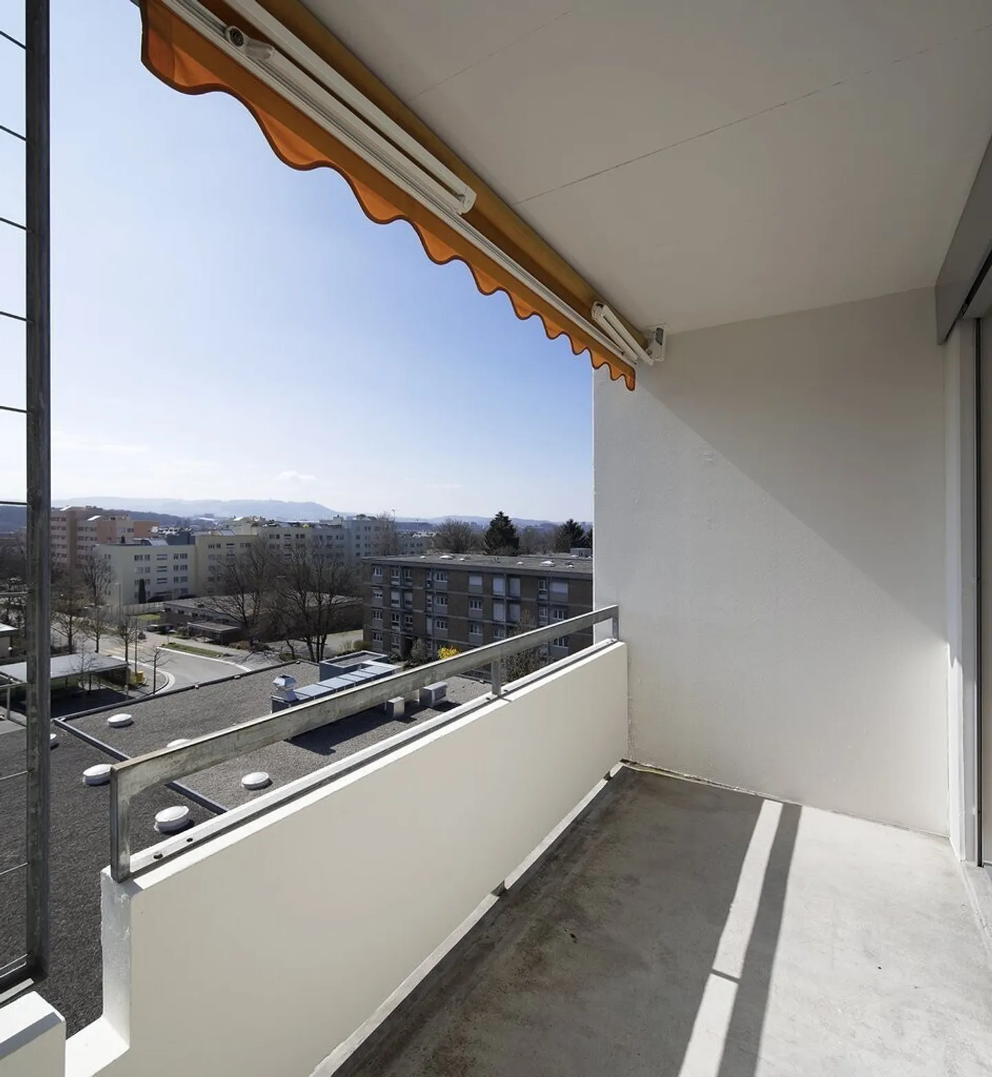 Helle 1-Zimmer-Wohnung mit Balkon - Foto 5 von 5