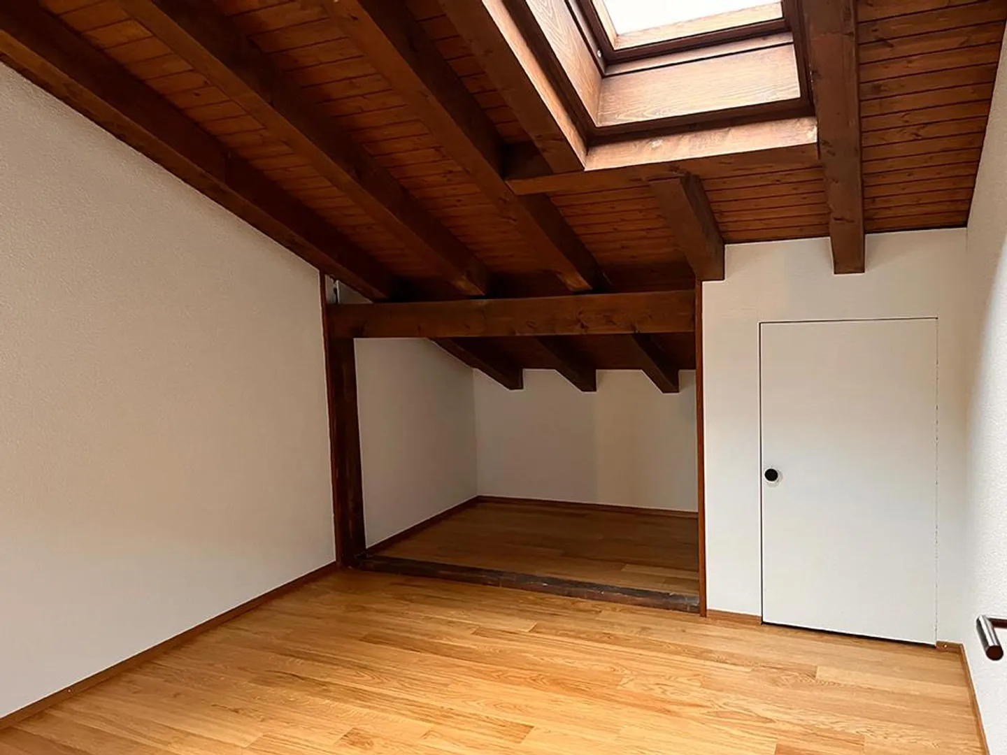 Maison individuelle spacieuse avec jardin et double garage dans un endroit calme - Photo 24 sur 30