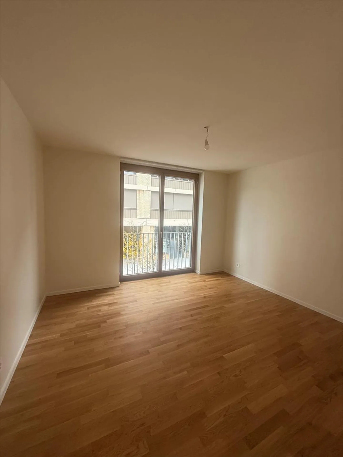 Appartement 2.5 pièces - Photo 3 sur 3
