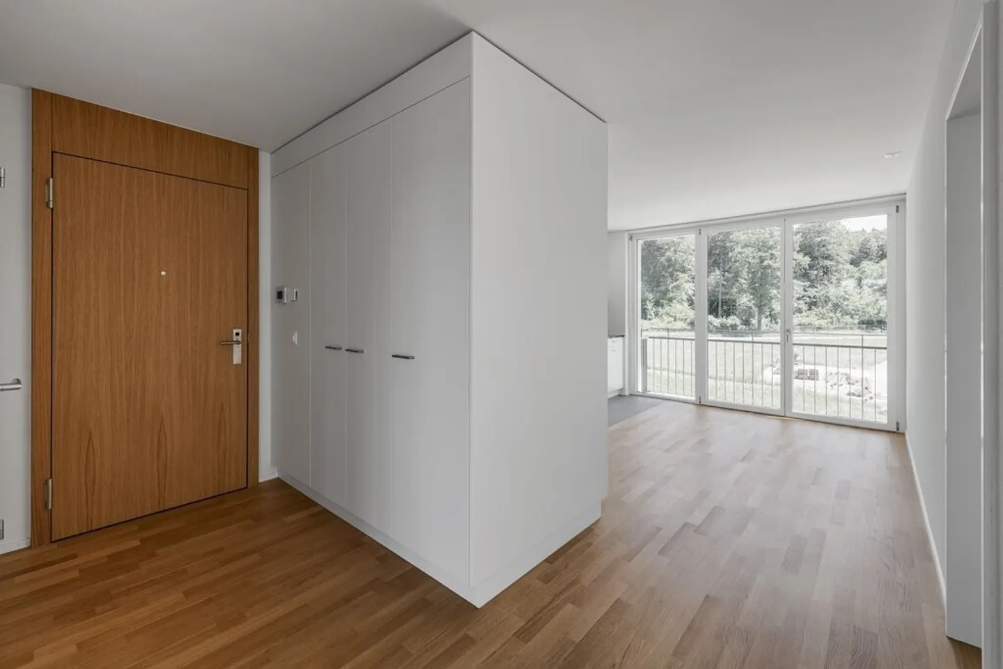 Vivere modernamente vicino al bosco - Foto 6 di 9