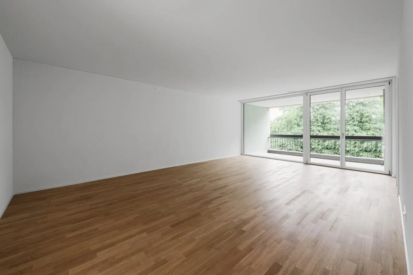 Vivere modernamente vicino al bosco - Foto 7 di 9