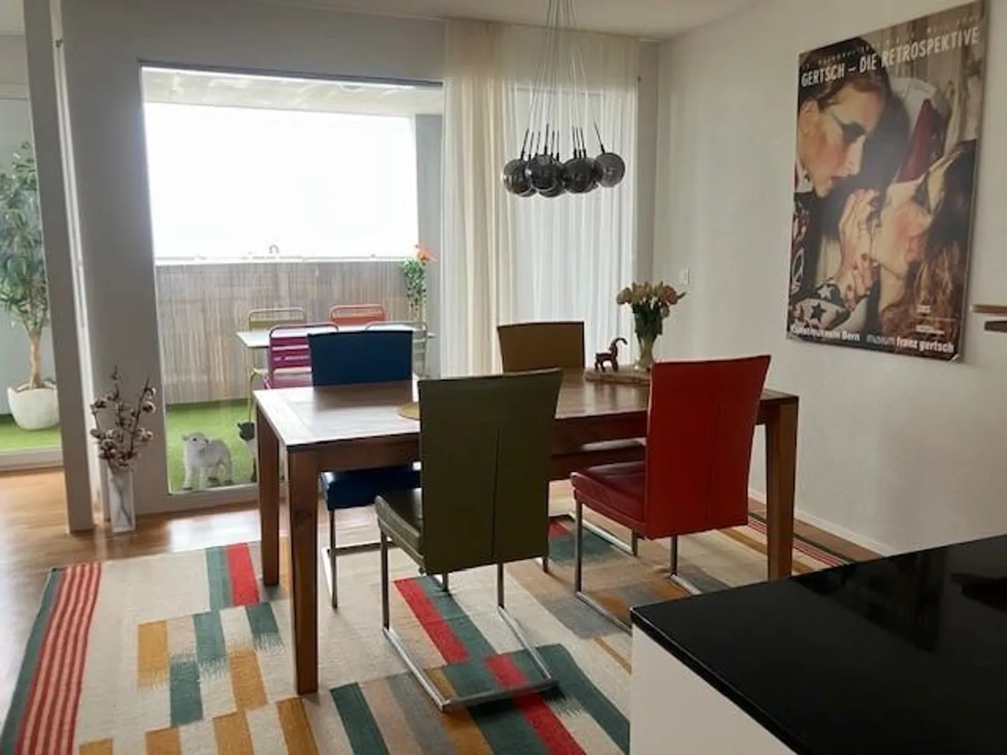 Cozy Apartment for Commuters - Photo 4 of 9