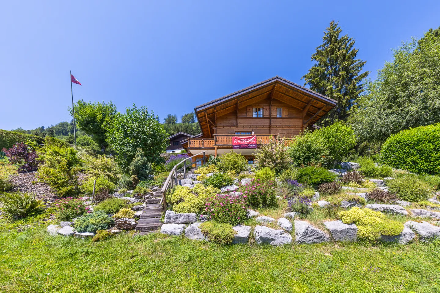 Chalet mit Charme im Herzen einer grandiosen voralpinen Landschaft - Photo 3 of 13