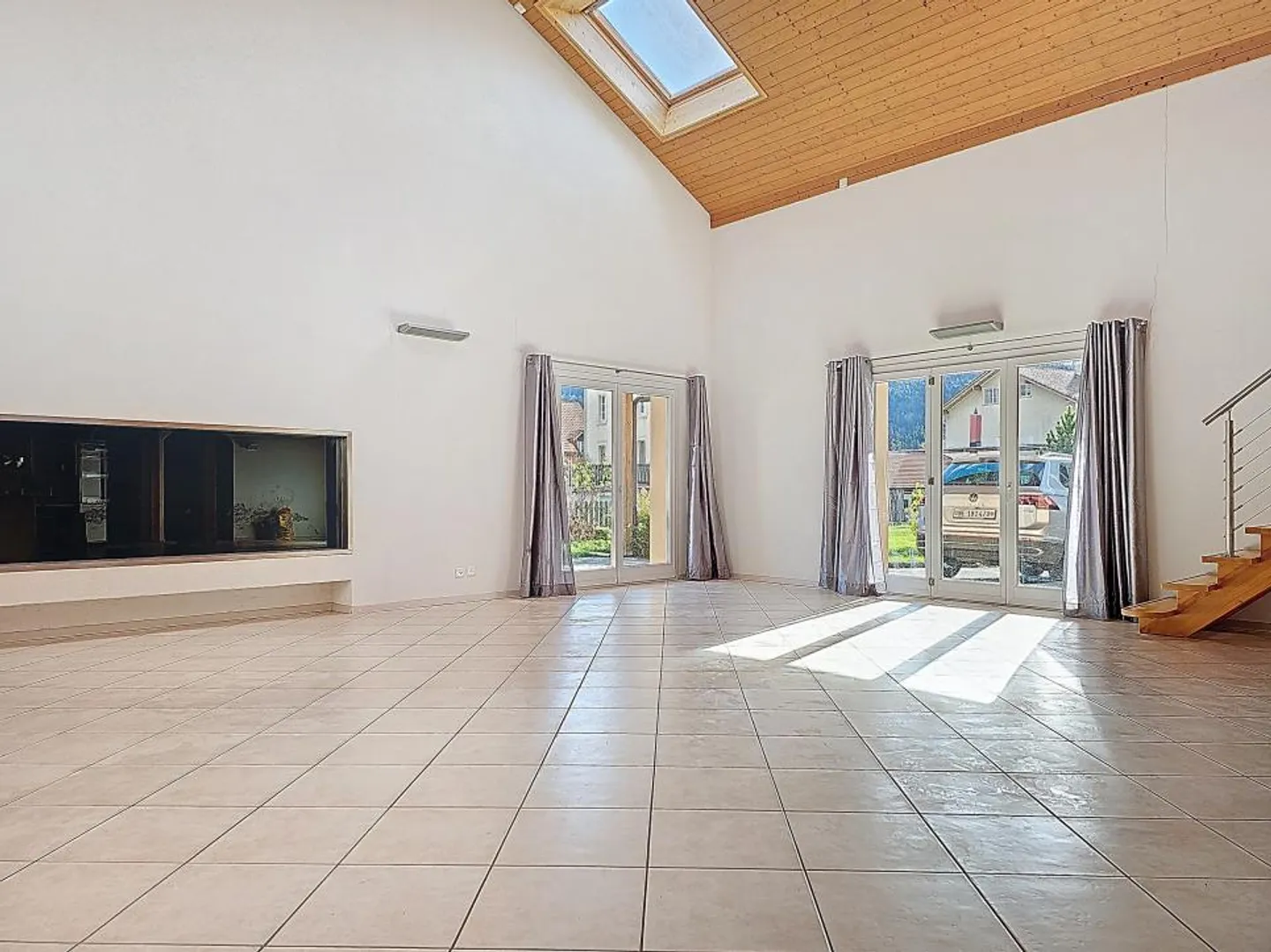 Exceptional villa close to amenities - Photo 2 of 16