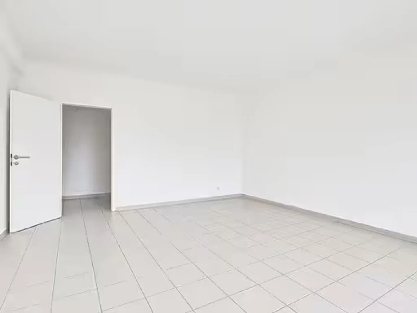 Commercial Space Near Quartiere Maghetti - Photo 2 of 11
