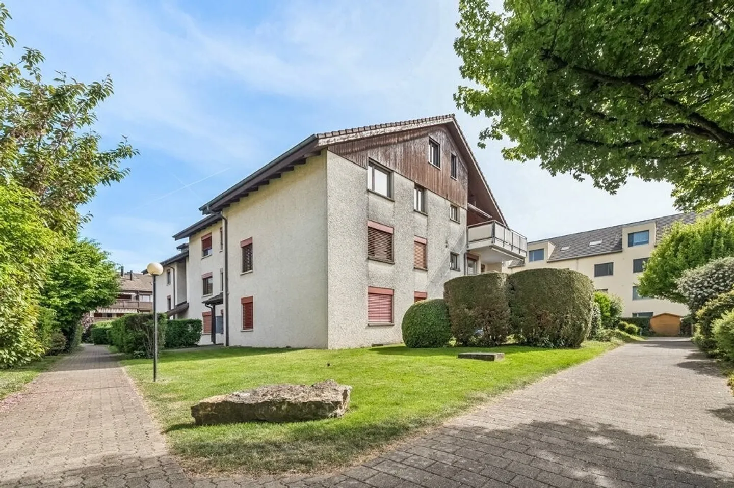 Nous vous offrons le mois d'emménagement ! - Photo 1 sur 9
