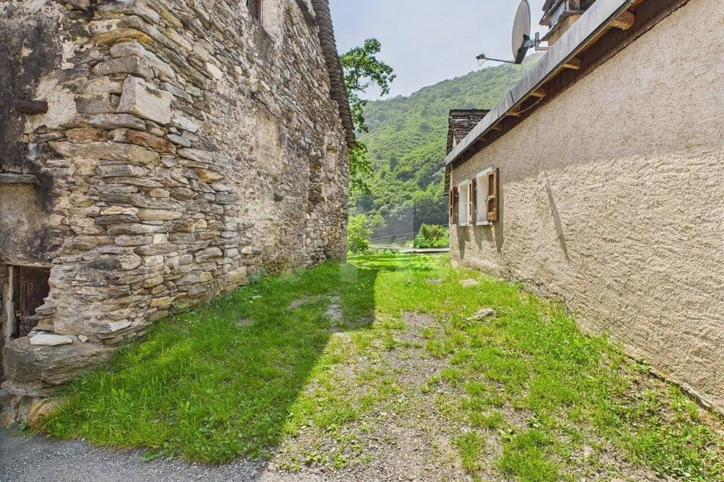 Stein für Stein für ein Traumhaus - Rustikal zur totalen Renovierung - Foto 4 von 13