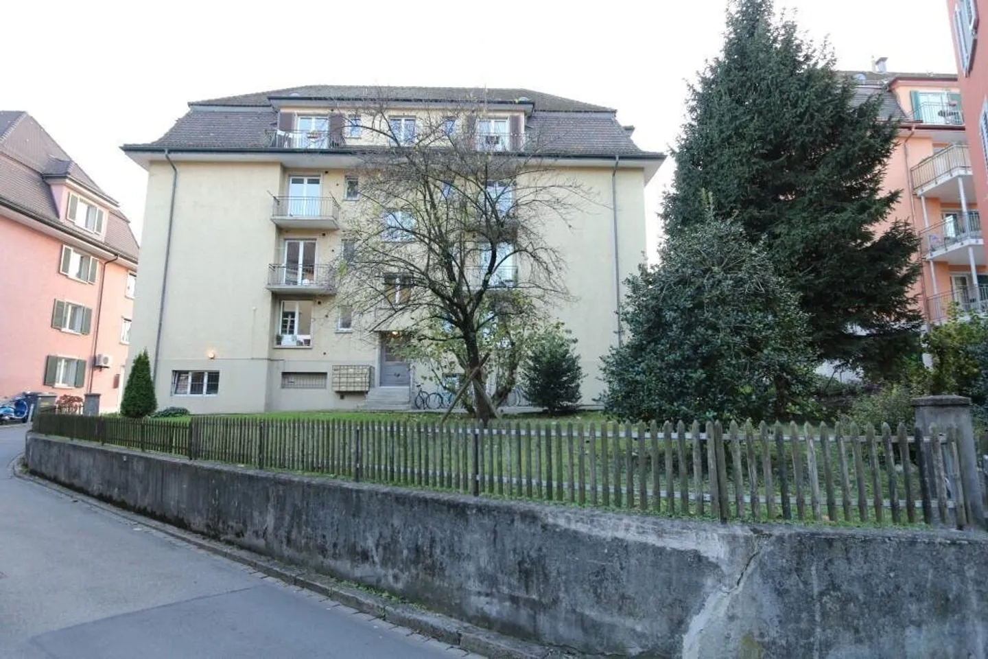 Vivere a Zurigo: Moderno, luminoso e pronto per sentirsi a casa - Foto 3 di 8