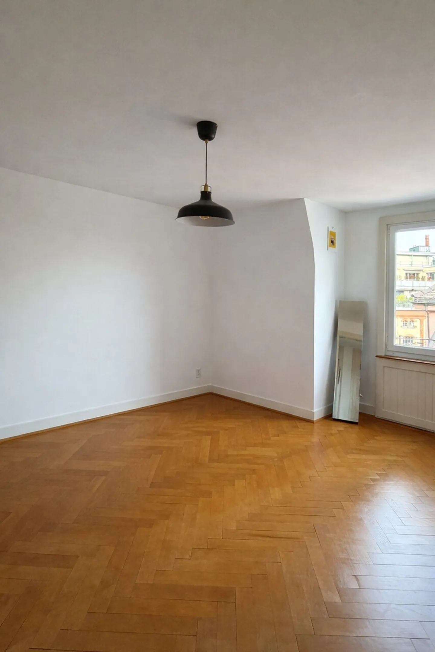 Vivere a Zurigo: Moderno, luminoso e pronto per sentirsi a casa - Foto 5 di 8