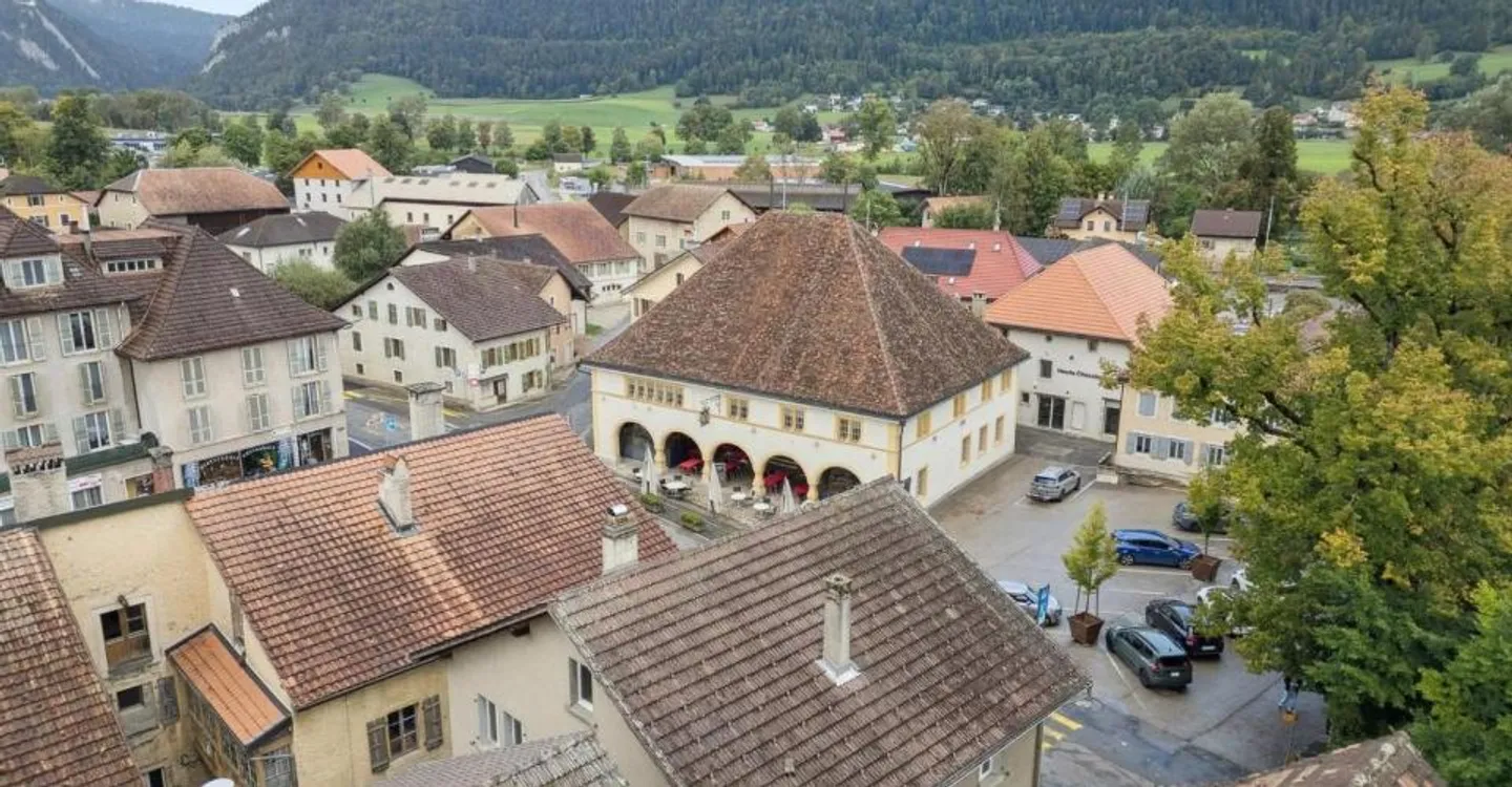 Maison familiale à Môtiers - Photo 3 sur 13
