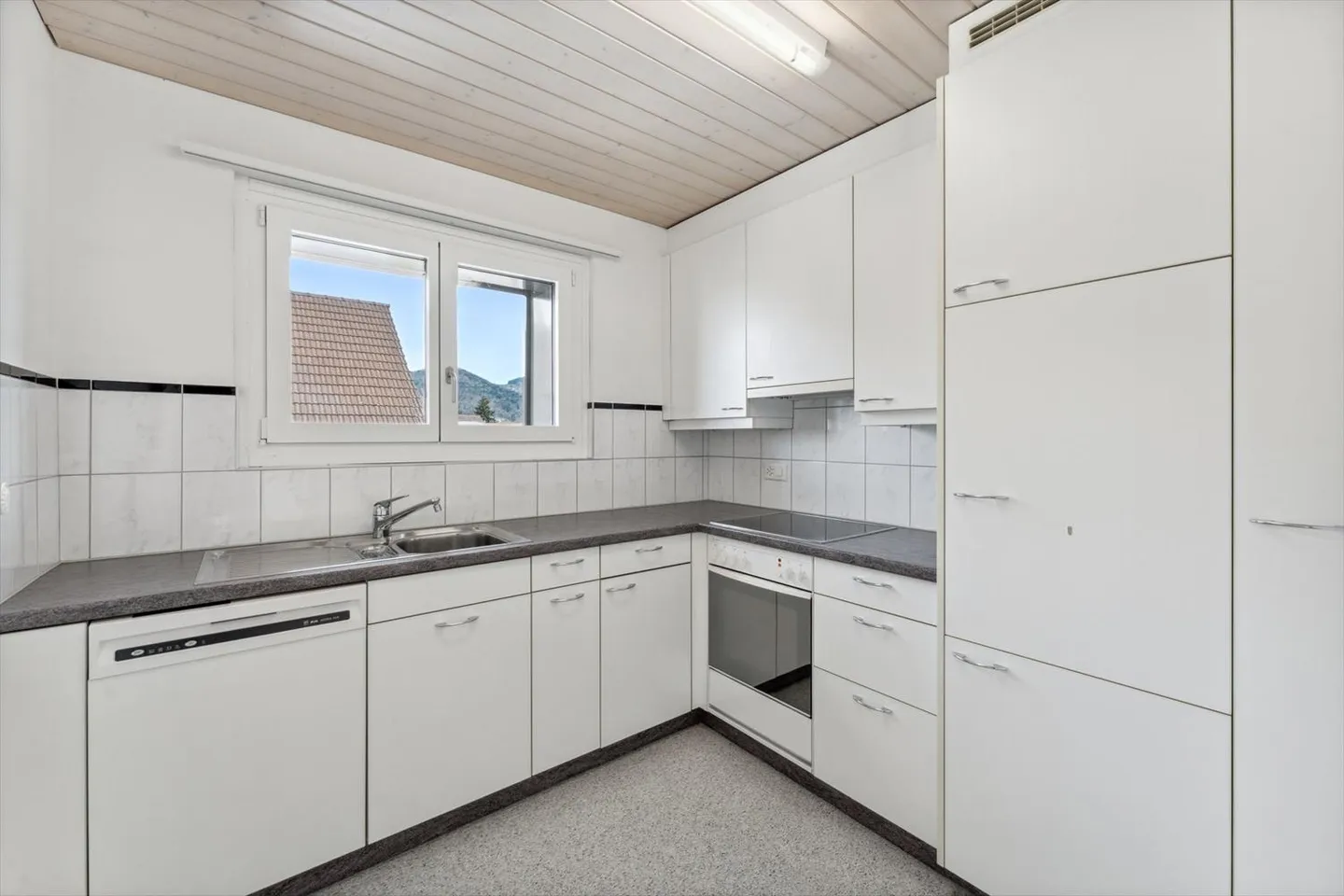 Appartamento in affitto - Foto 3 di 5