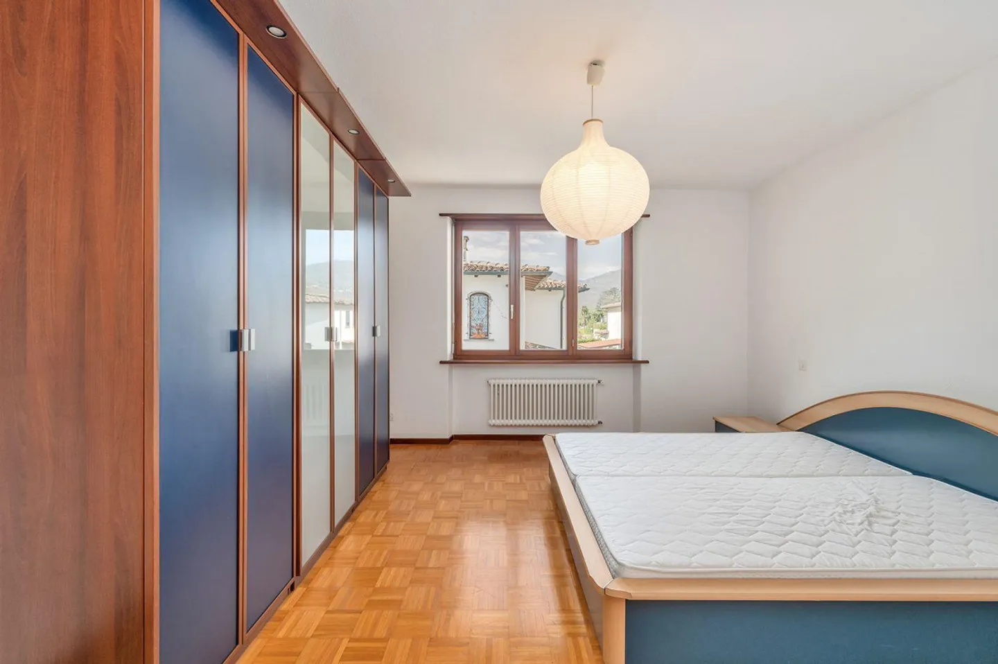 VILLA IN STILE MEDITERRANEO A DUE PASSI DAL LAGO E DAL PARCO DI FIG... - Foto 8 von 10