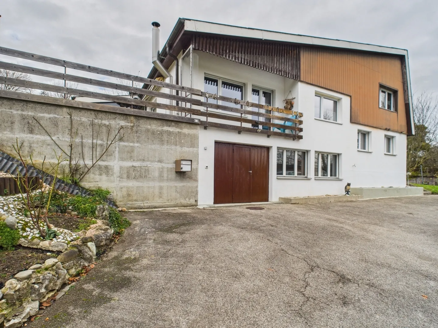 Ampia casa con 6 stanze - Casa familiare con giardino a Fontenais - Foto 1 di 12