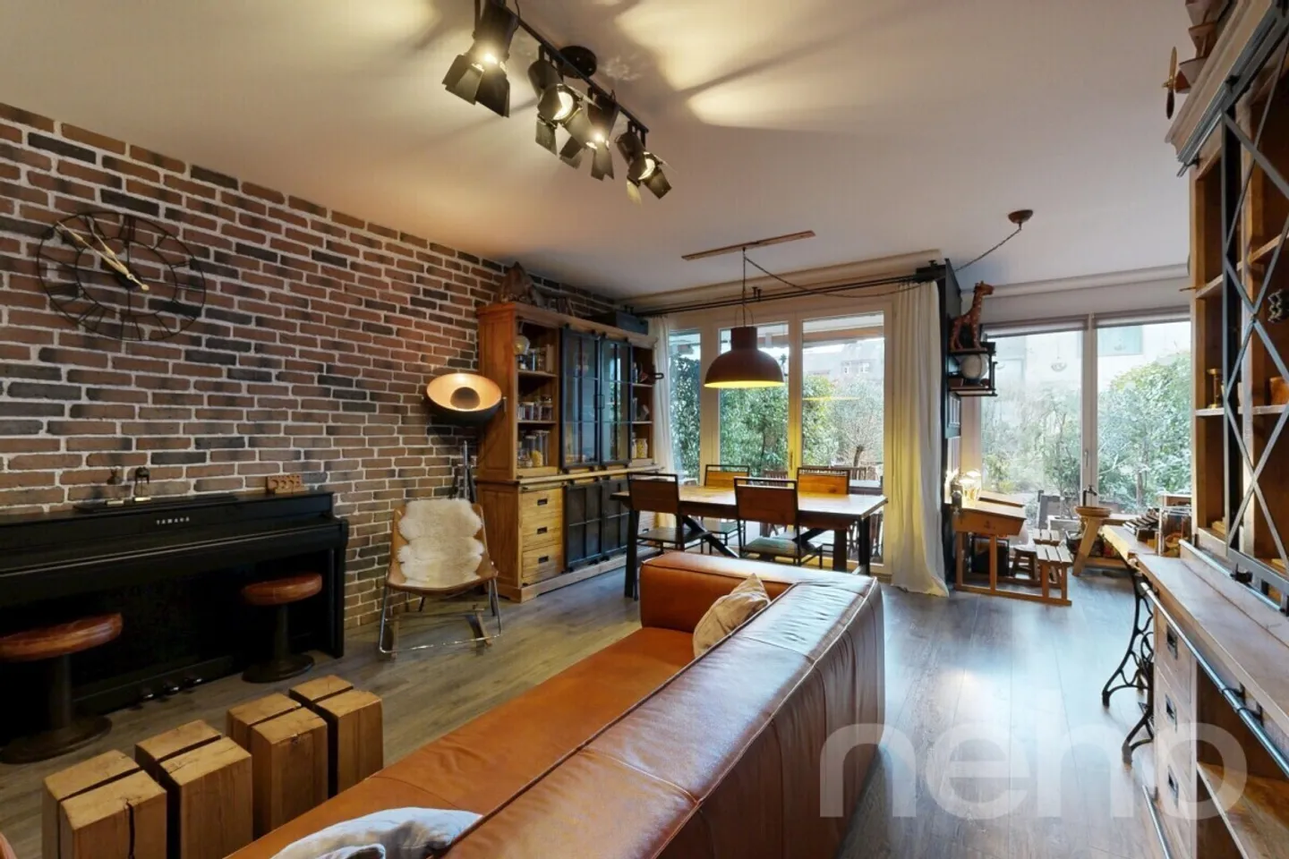 Ideale Lage mit einem schönen Garten - CASATAX - Foto 3 von 12