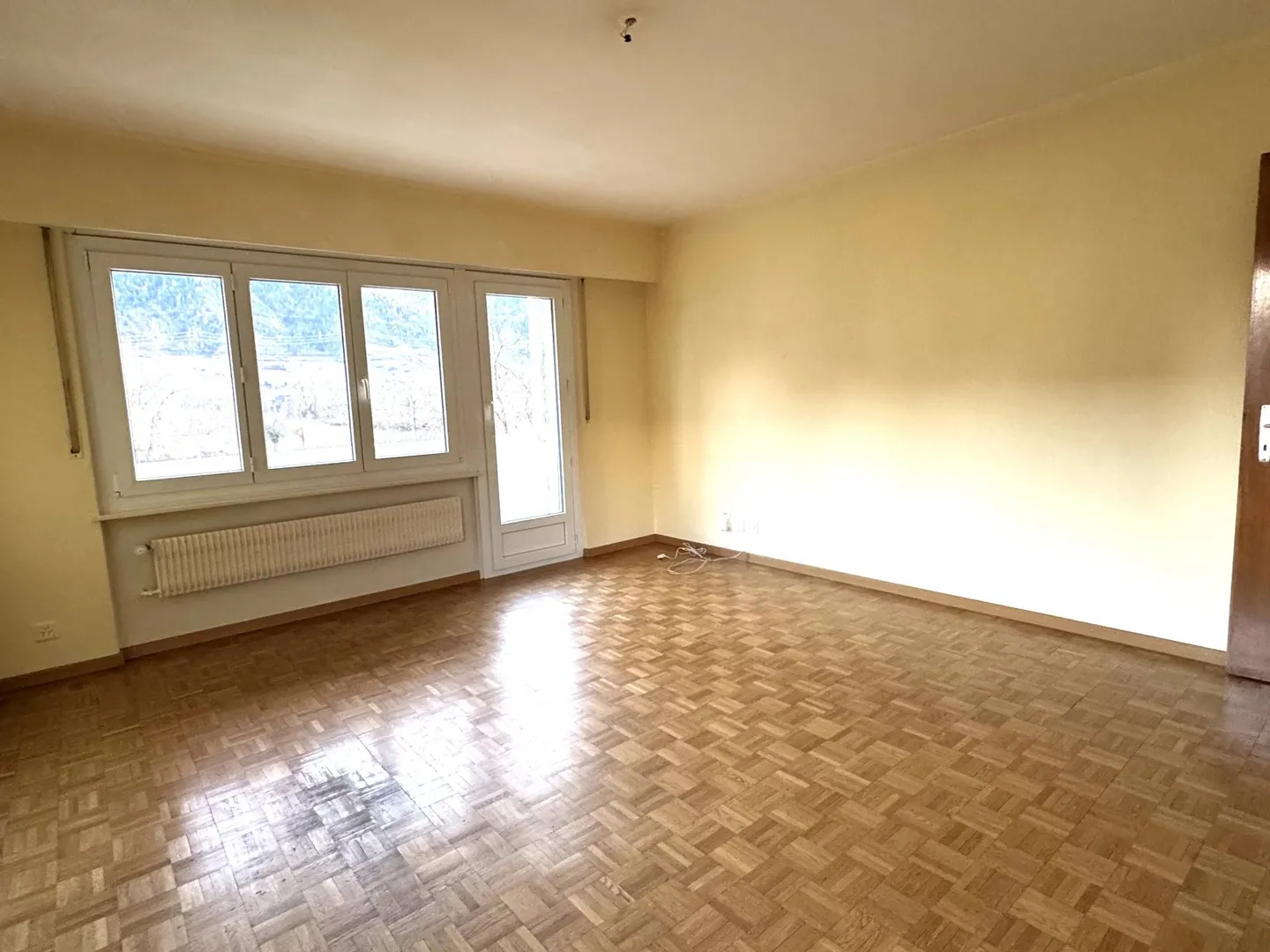 Sierre, Beautiful Apartment with 4.5 Rooms and Great Potential - Photo 1 of 6